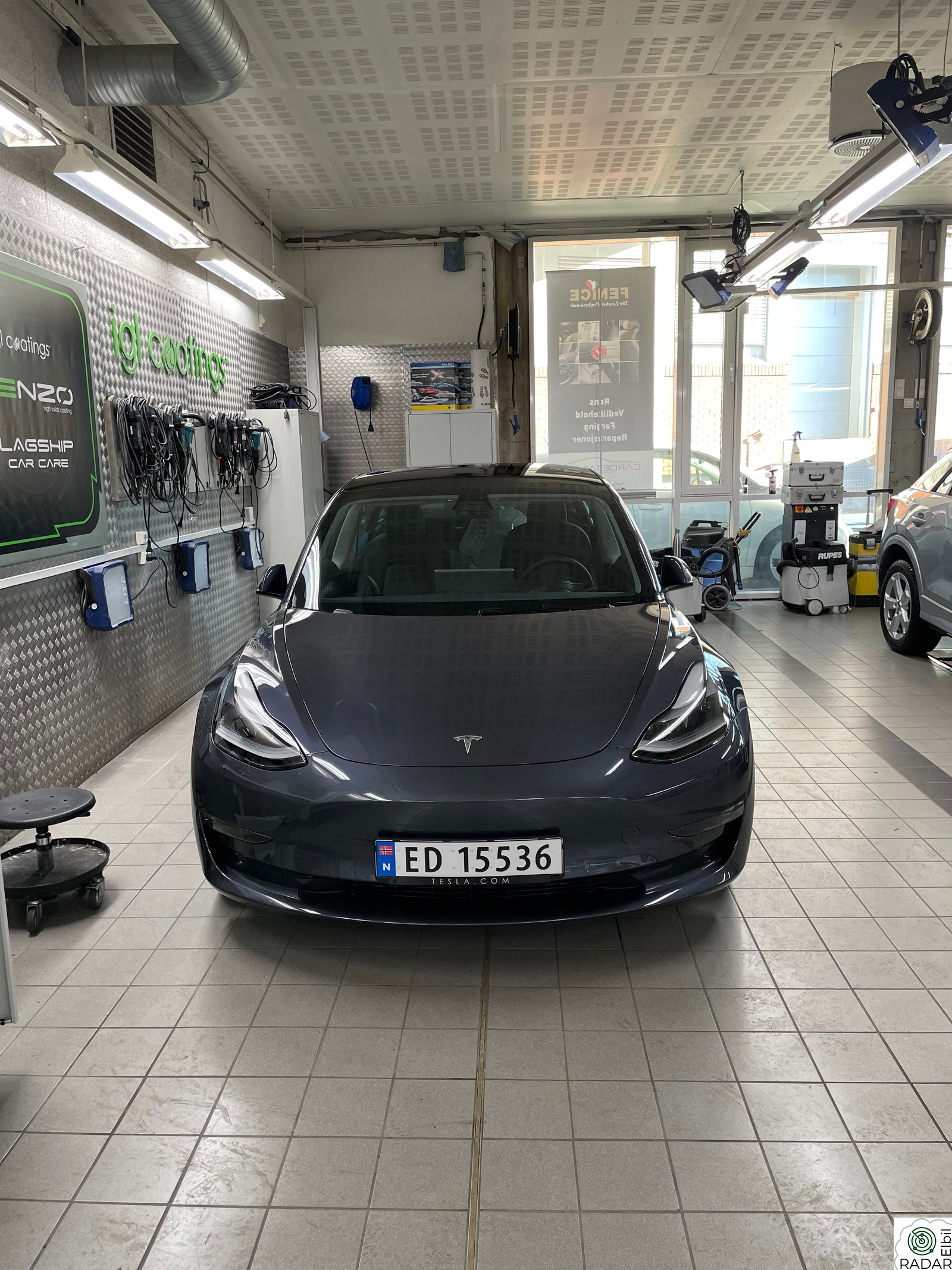 TESLA Model 3 Long Range AWD