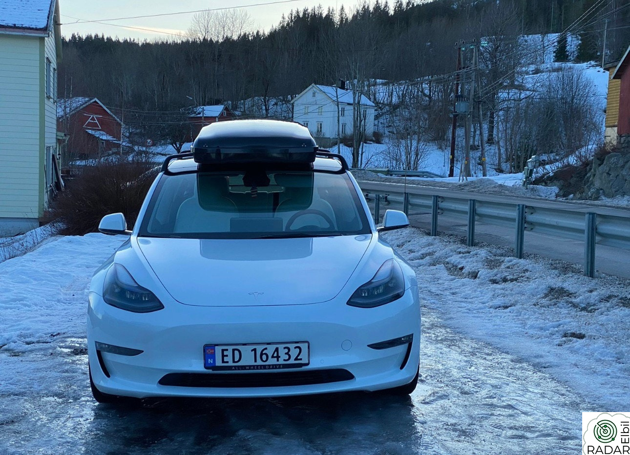 TESLA Model 3 Long Range AWD