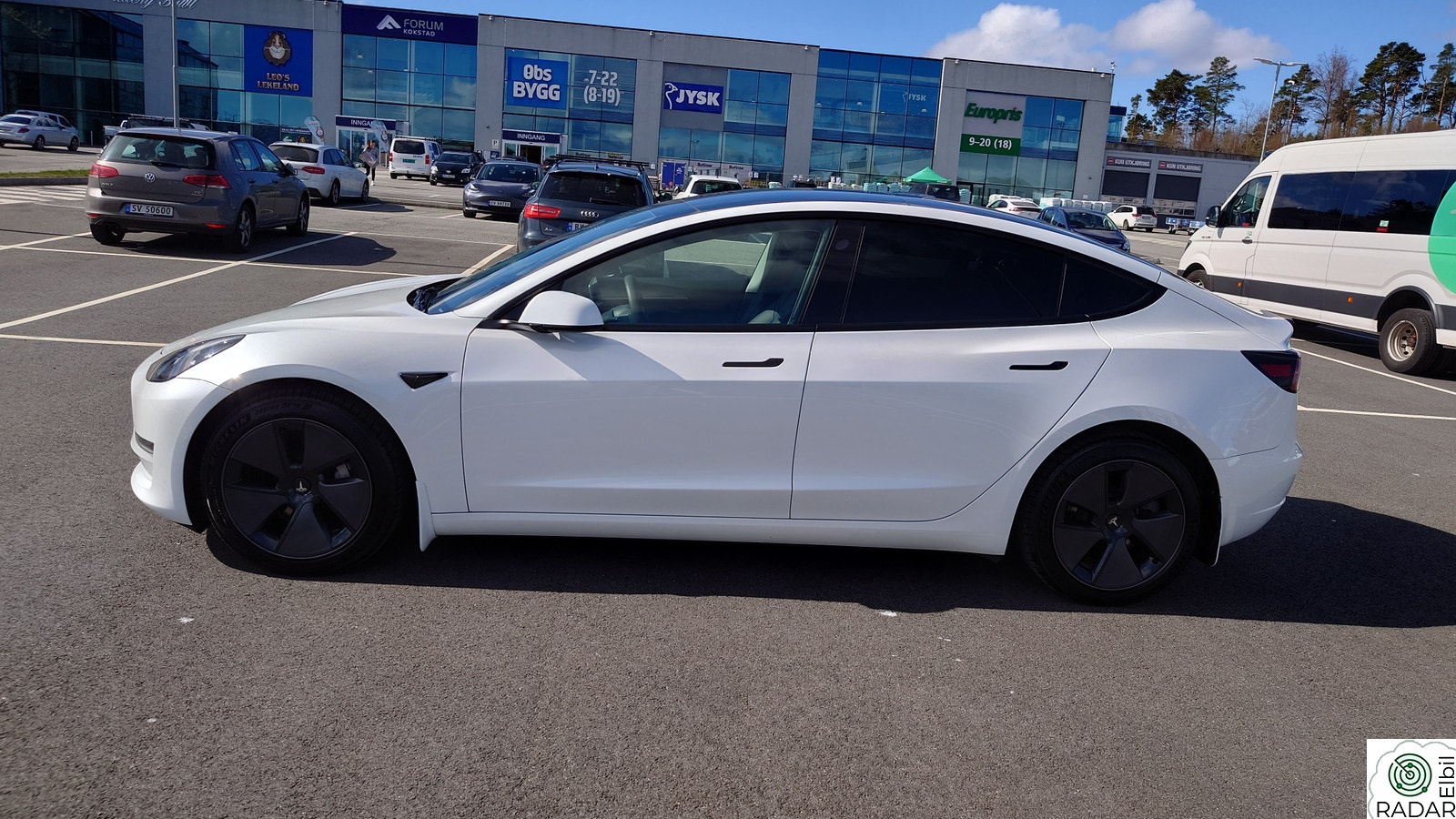 TESLA Model 3 Long Range AWD