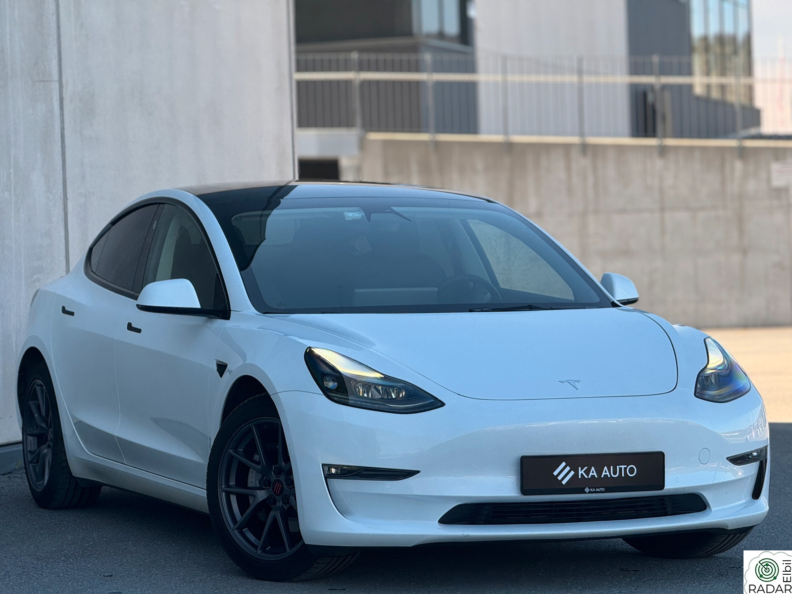 TESLA Model 3 Long Range AWD/614KM/VARMEPUMPE/FSD/AUTOPILOT/LAV KM