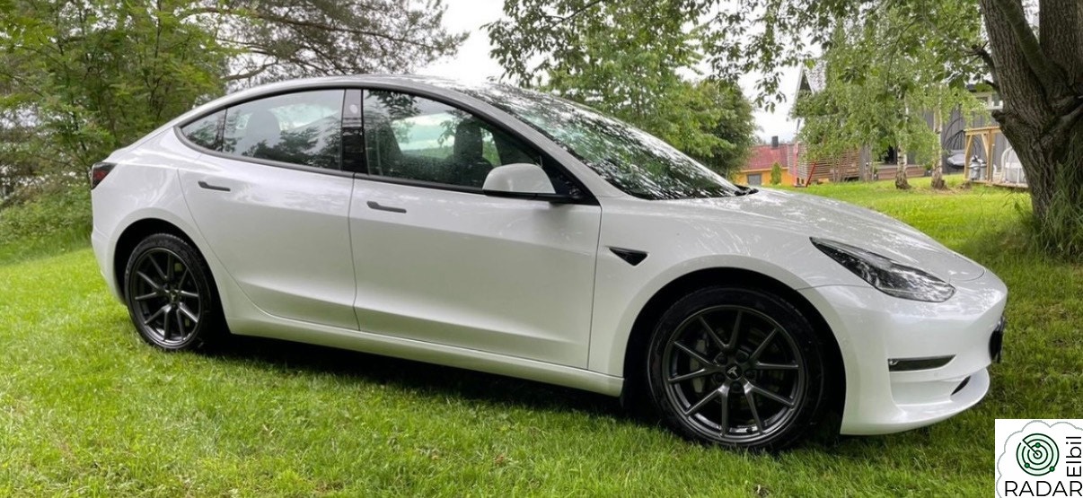 TESLA Model 3 Long Range AWD