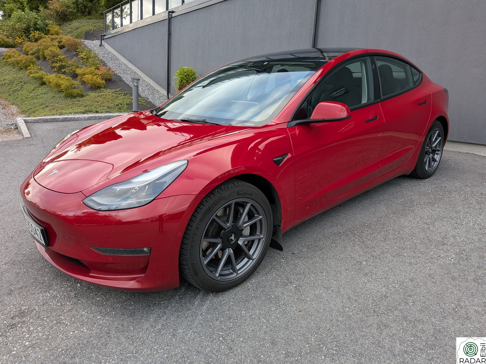 TESLA Model 3 Long Range AWD