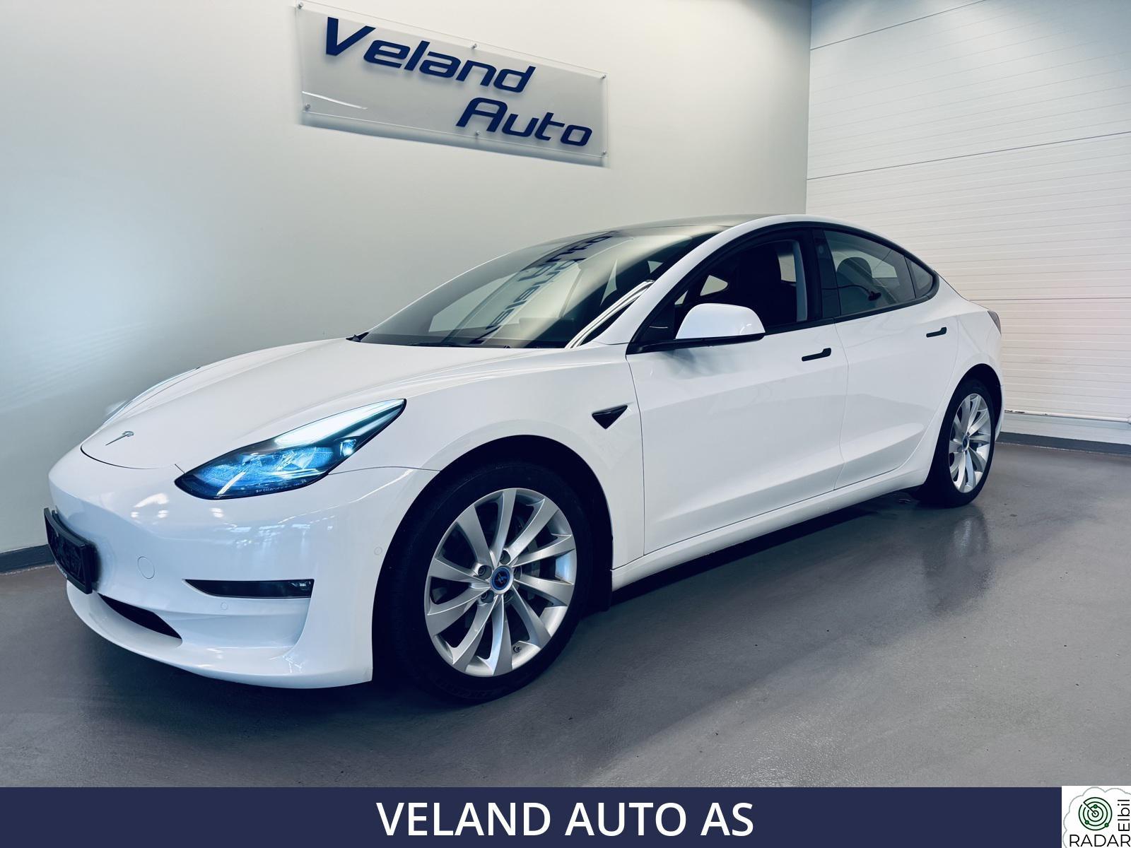 TESLA Model 3 LONG RANGE AWD PREMIUM/VINTERPAKKE HENGERFESTE