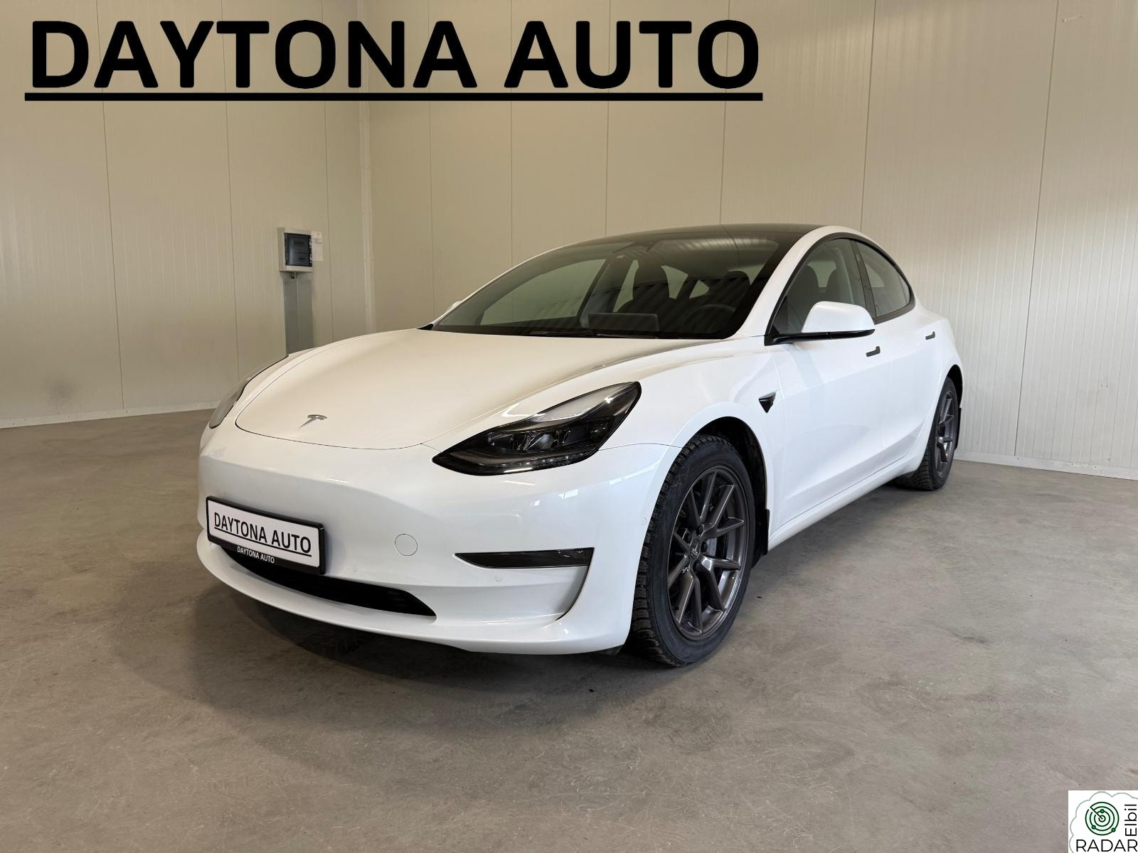 TESLA Model 3 Long Range AWD, 602km WLTP, En Eier, Garanti, Velholdt!