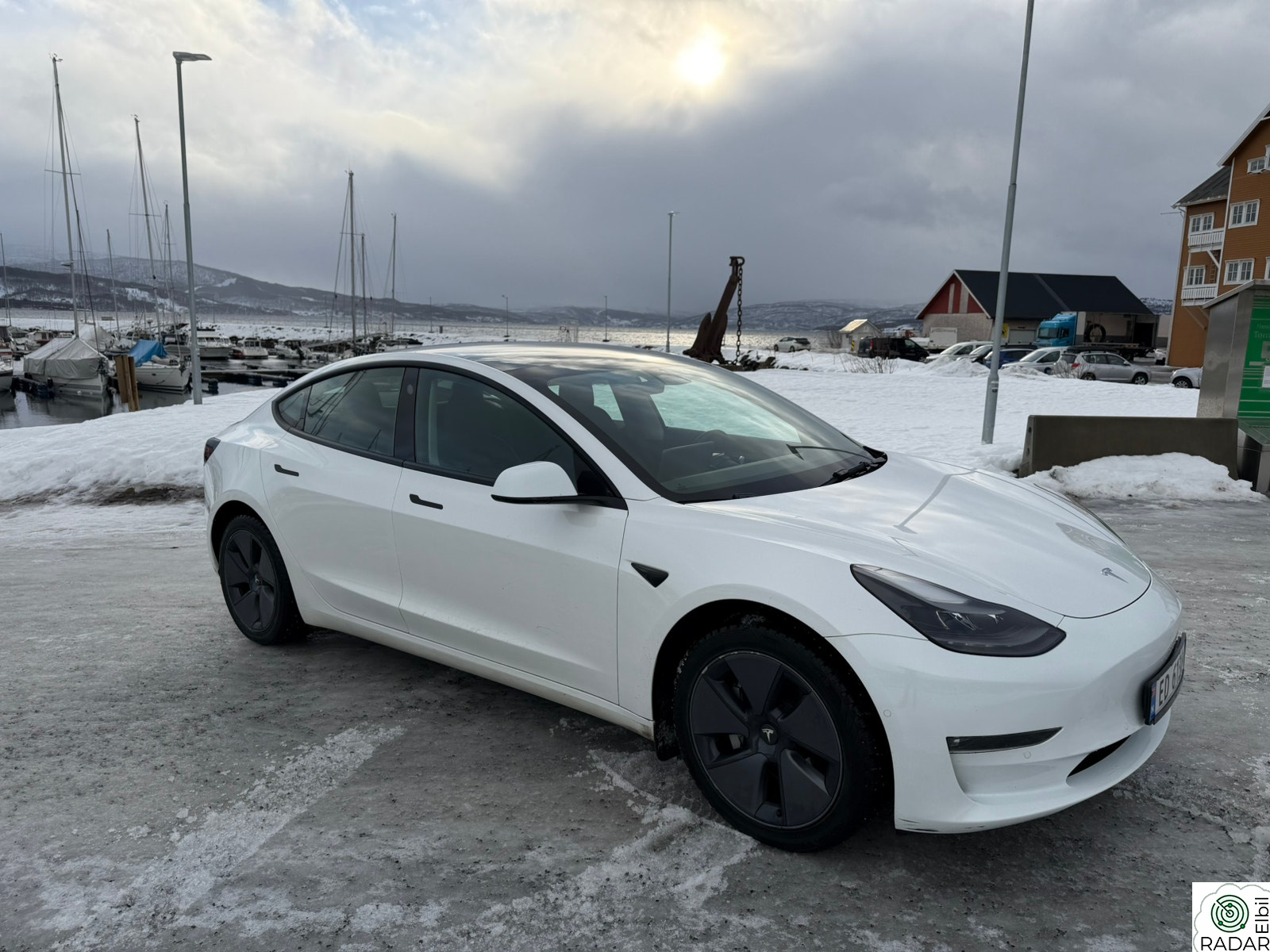 TESLA Model 3 Long Range AWD