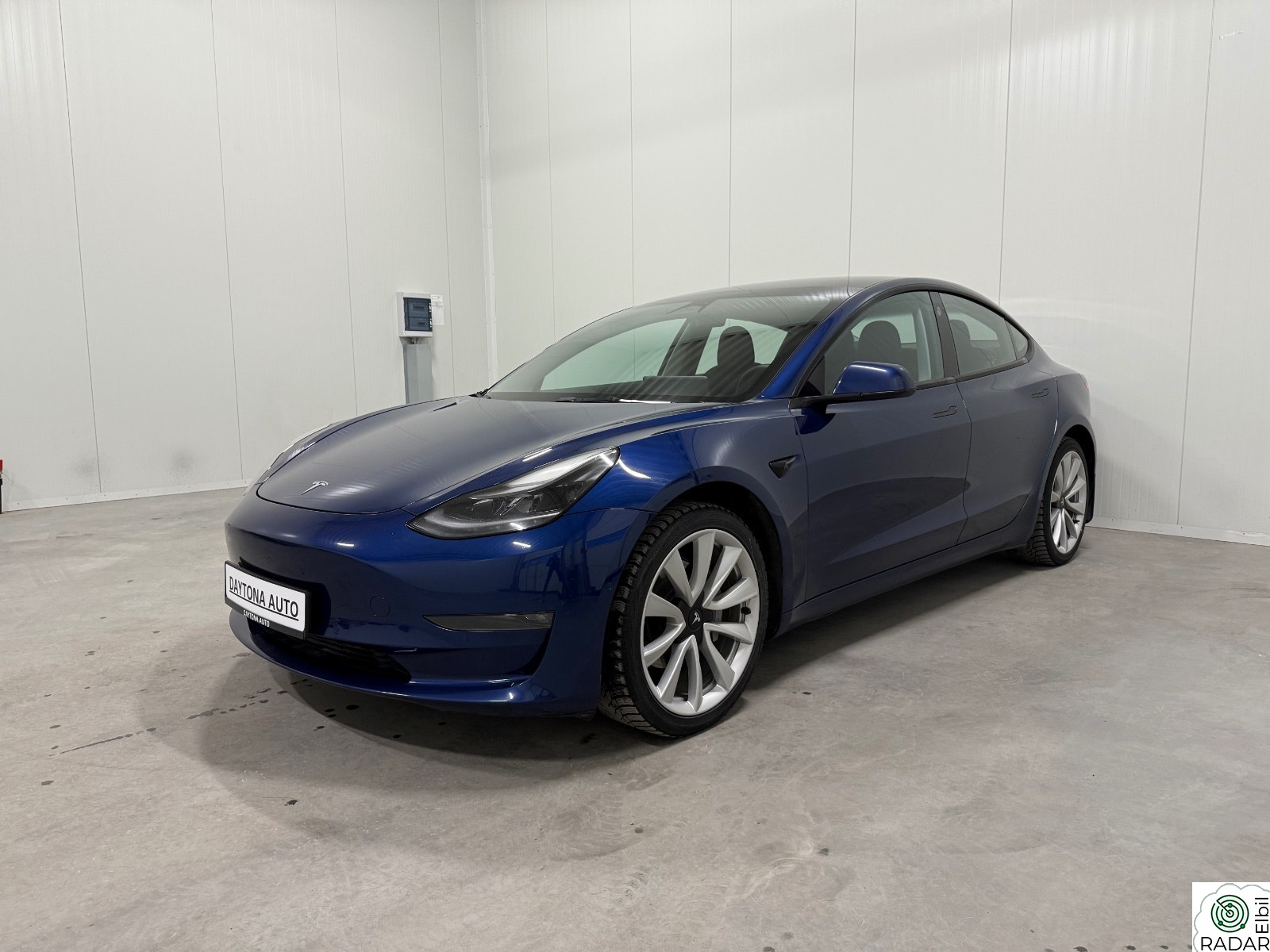 TESLA Model 3 Long Range AWD, 602km WLTP, Premium, 19' S+V, Garanti