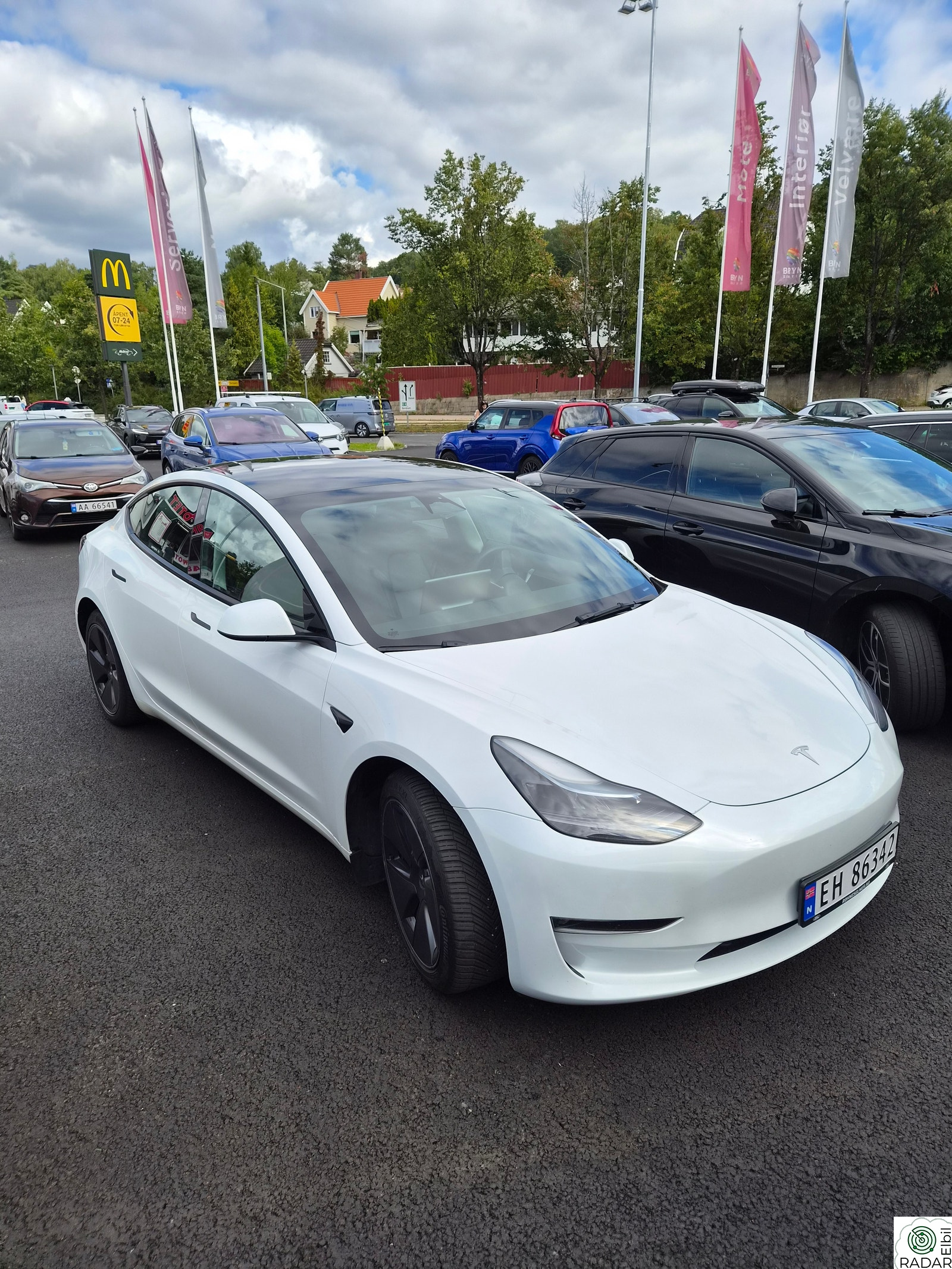 TESLA Model 3 Long Range AWD
