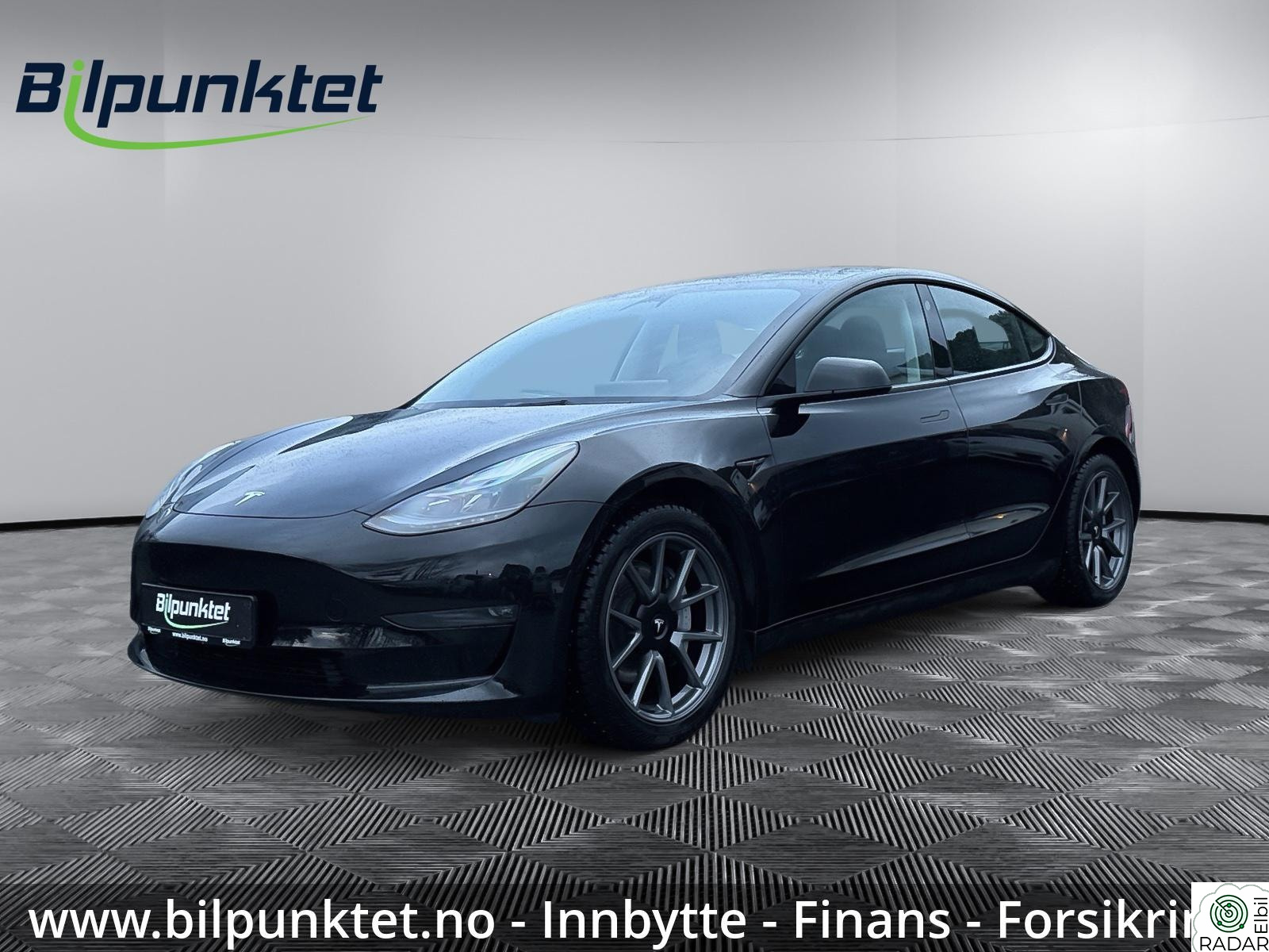 TESLA Model 3 AWD LR Autopilot LED Panorama V.pumpe Skinn Krok Kamera