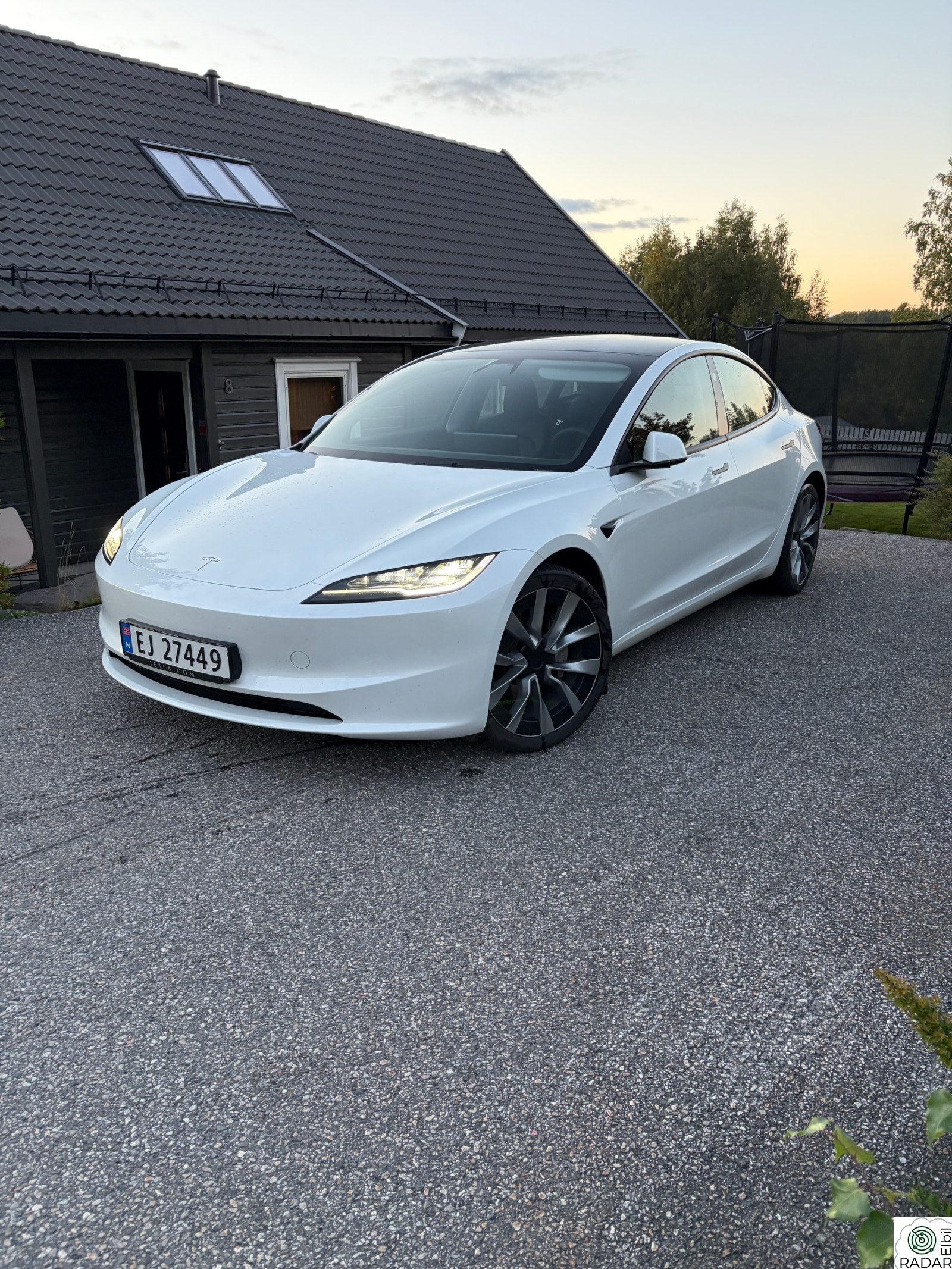 TESLA Model 3 Long Range AWD