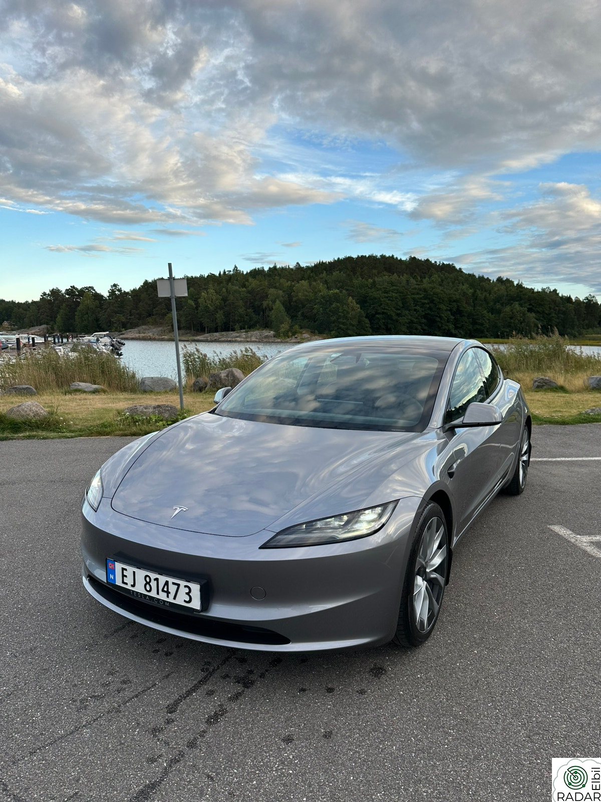 TESLA Model 3 Long Range AWD
