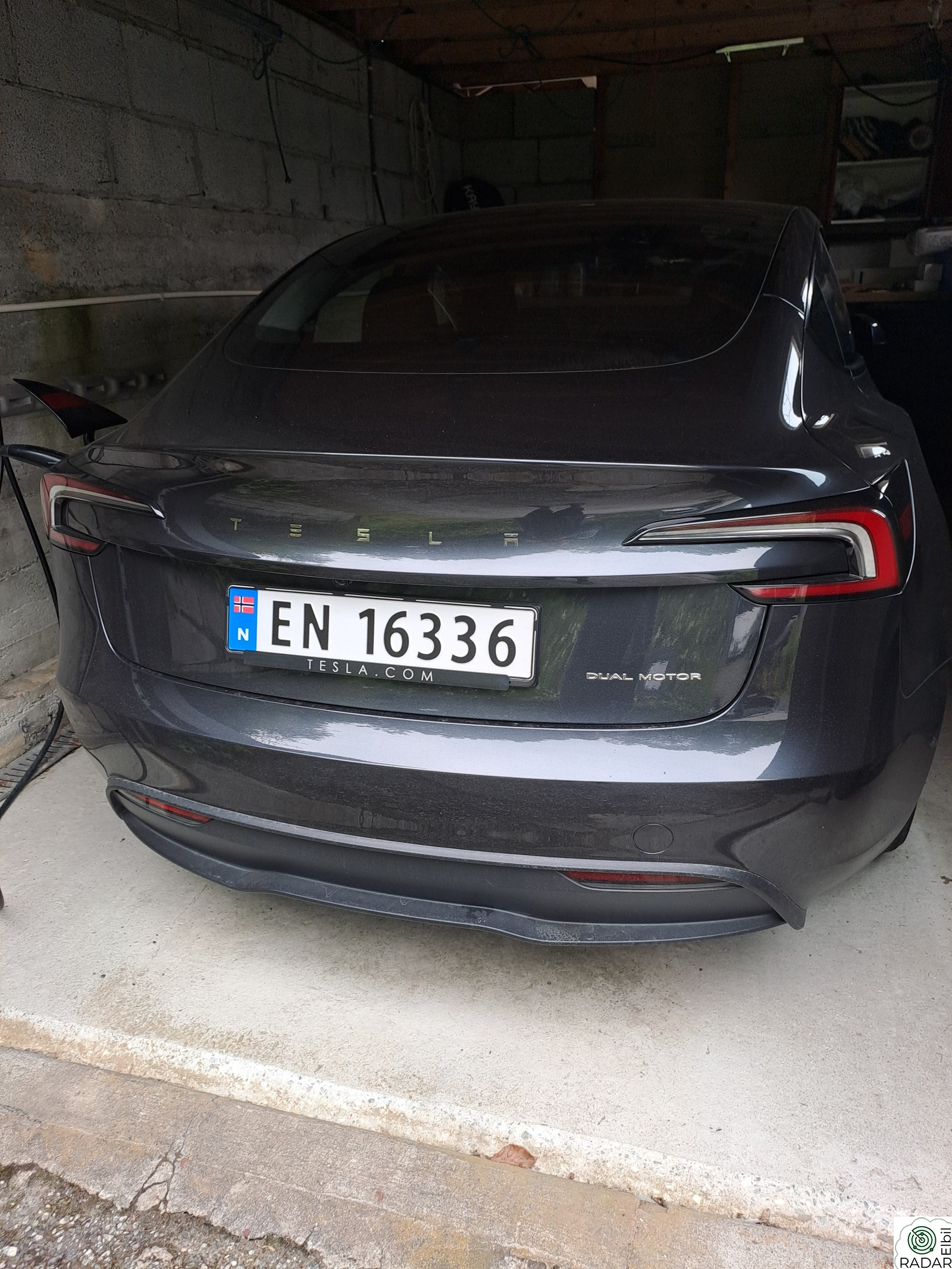 TESLA Model 3 Long Range AWD