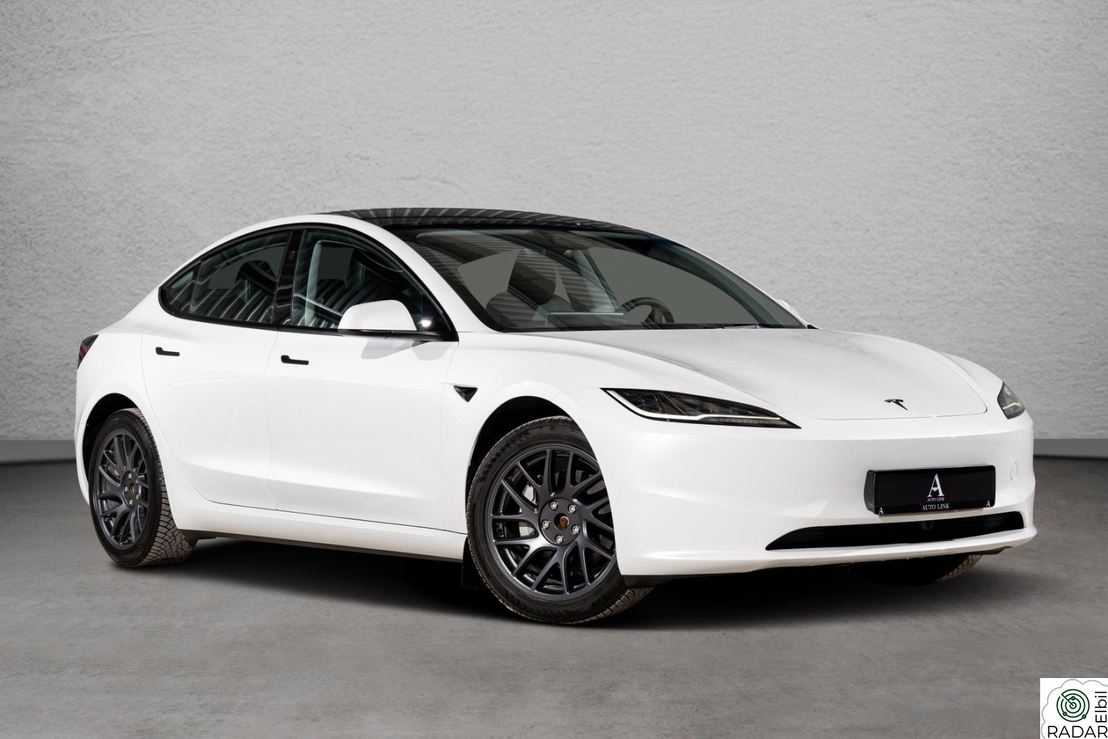 TESLA Model 3 PREMIUM/LONG RANGE/AWD/SKINN/NAVI/PANO/KAMERA/GARANTI++