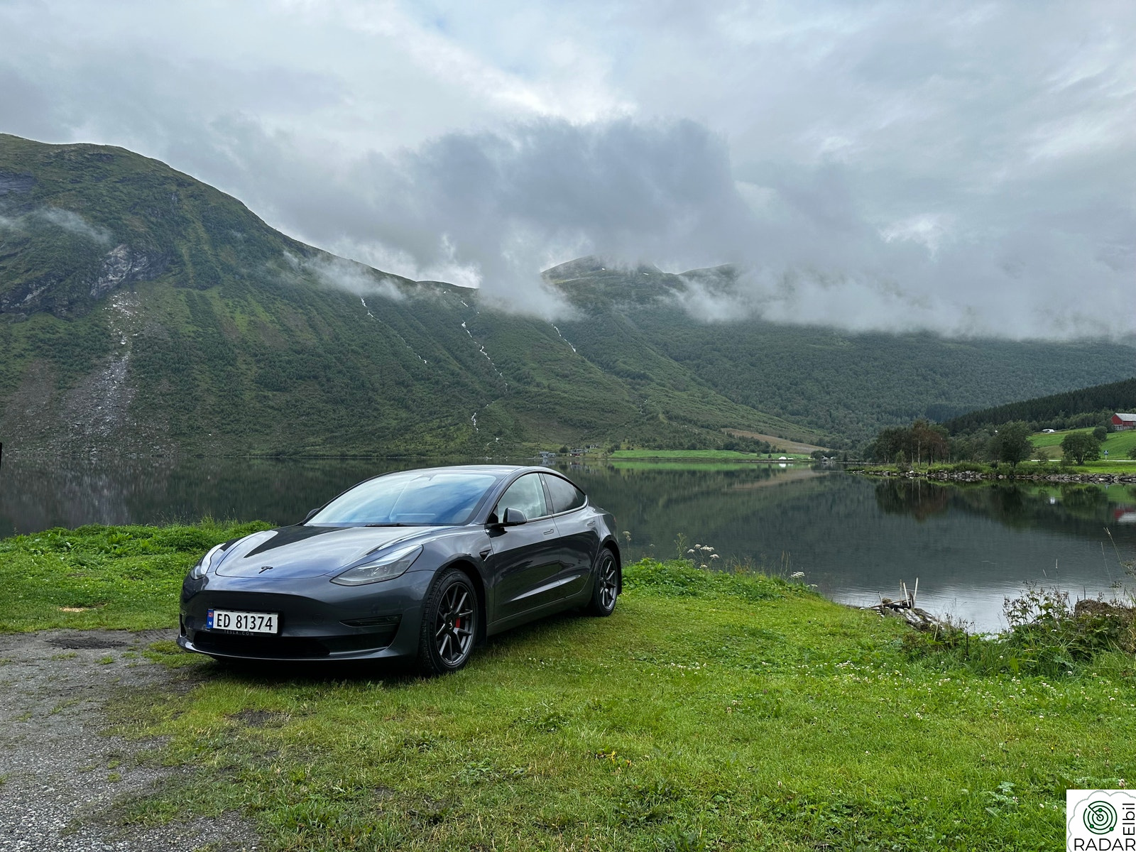 TESLA Model 3 Long Range AWD