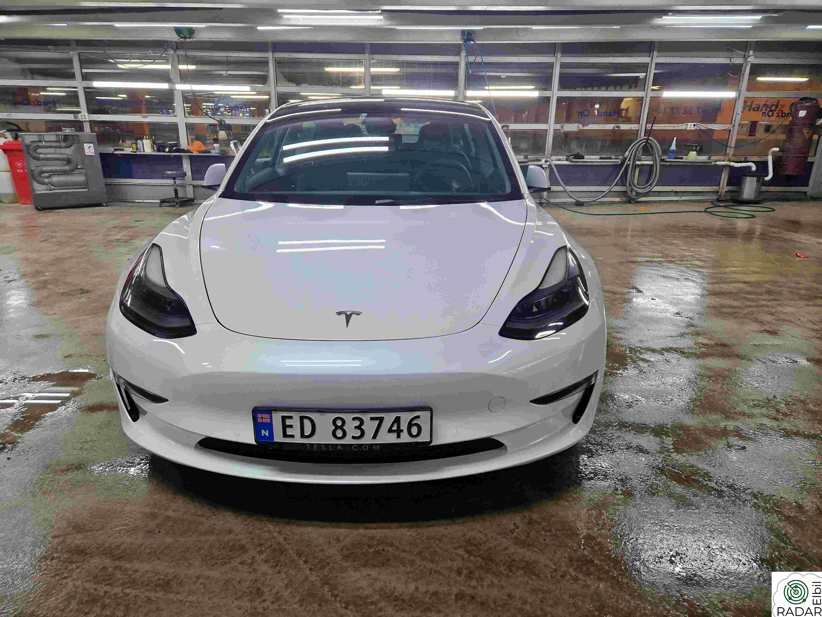 TESLA Model 3 Long Range AWD