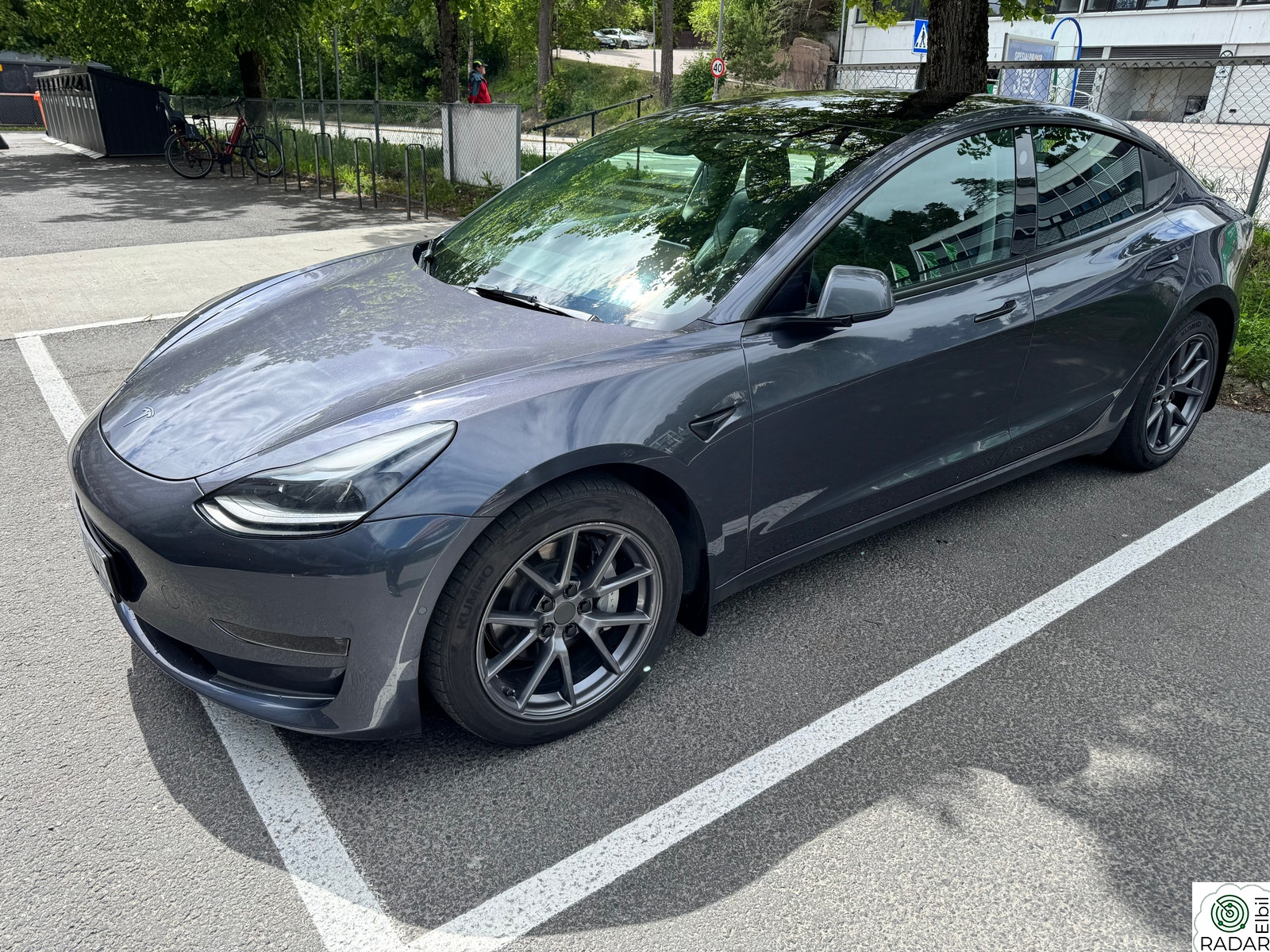 TESLA Model 3 Long Range AWD