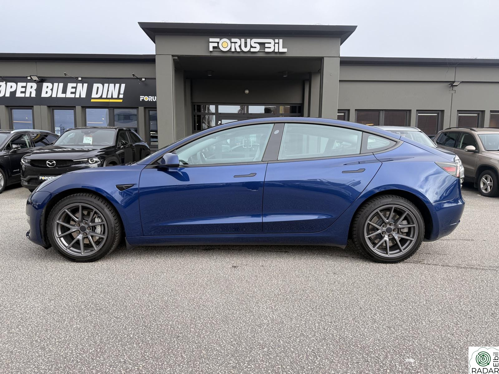 TESLA Model 3 AWD Longe Range/ 602WLTP / Autopilot / Pano / EU 02.28