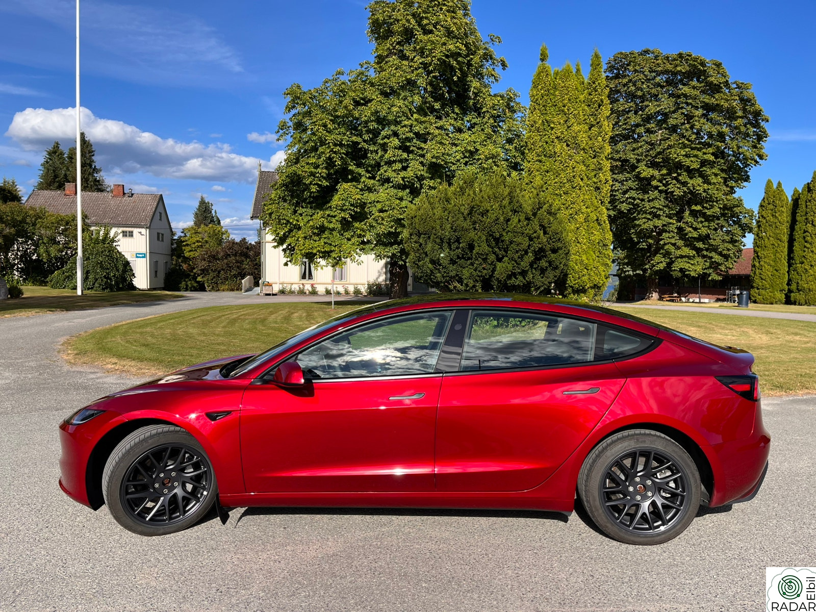 TESLA Model 3 Long Range AWD