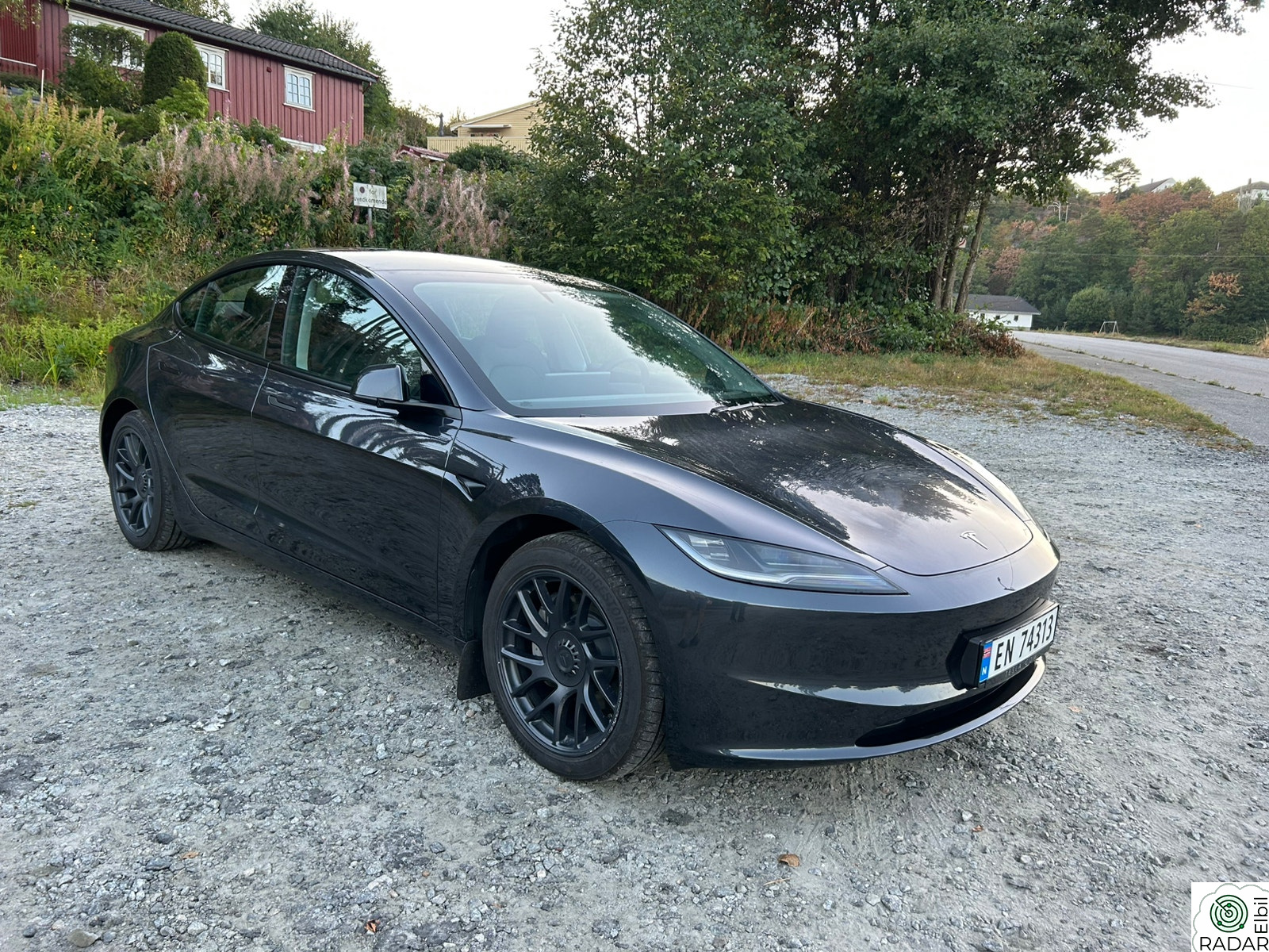 TESLA Model 3 Long Range AWD