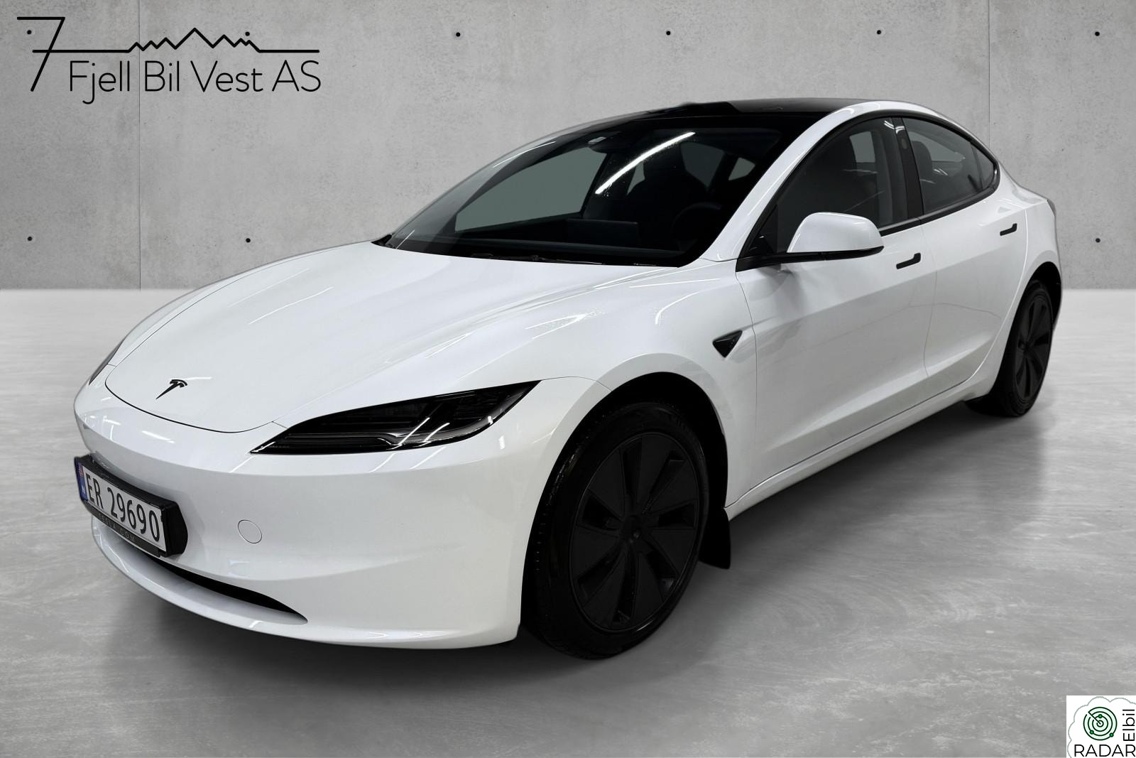 TESLA Model 3 LR AWD 660km Norsk Navi Pano 360Kam Autopilot Garanti