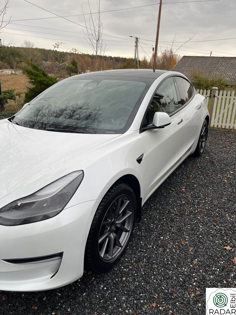 TESLA Model 3 Long Range AWD 614 WLTP