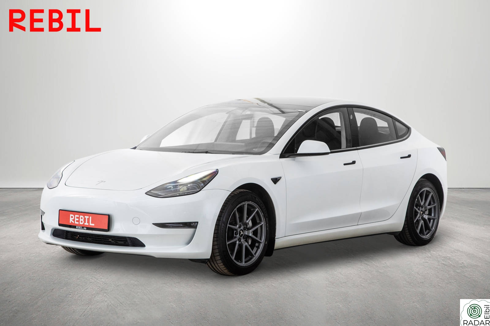 TESLA Model 3 614km/LongRange/Autopilot/V.Pumpe/PremLyd/Facelift