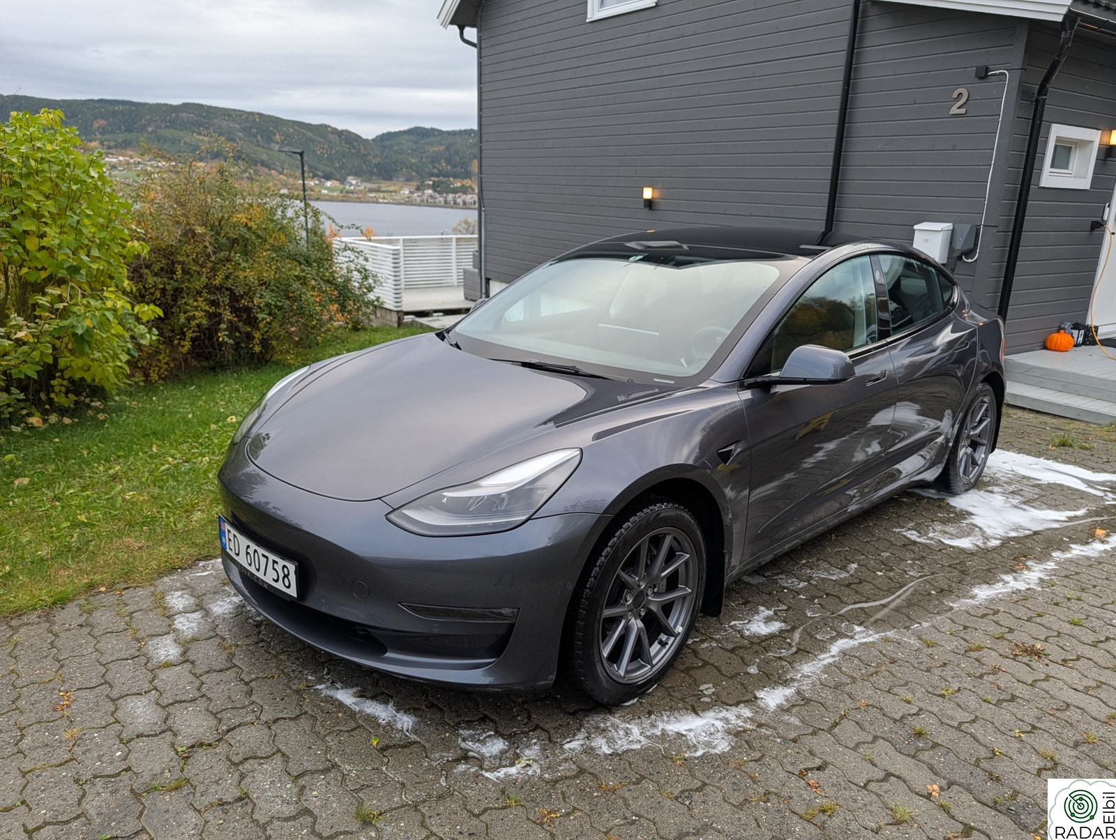 TESLA Model 3 Long Range AWD