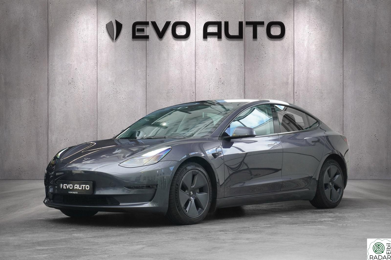 TESLA Model 3 LONG RANGE AWD (WLTP 602) KAMERA AUTOPILOT GARANTI