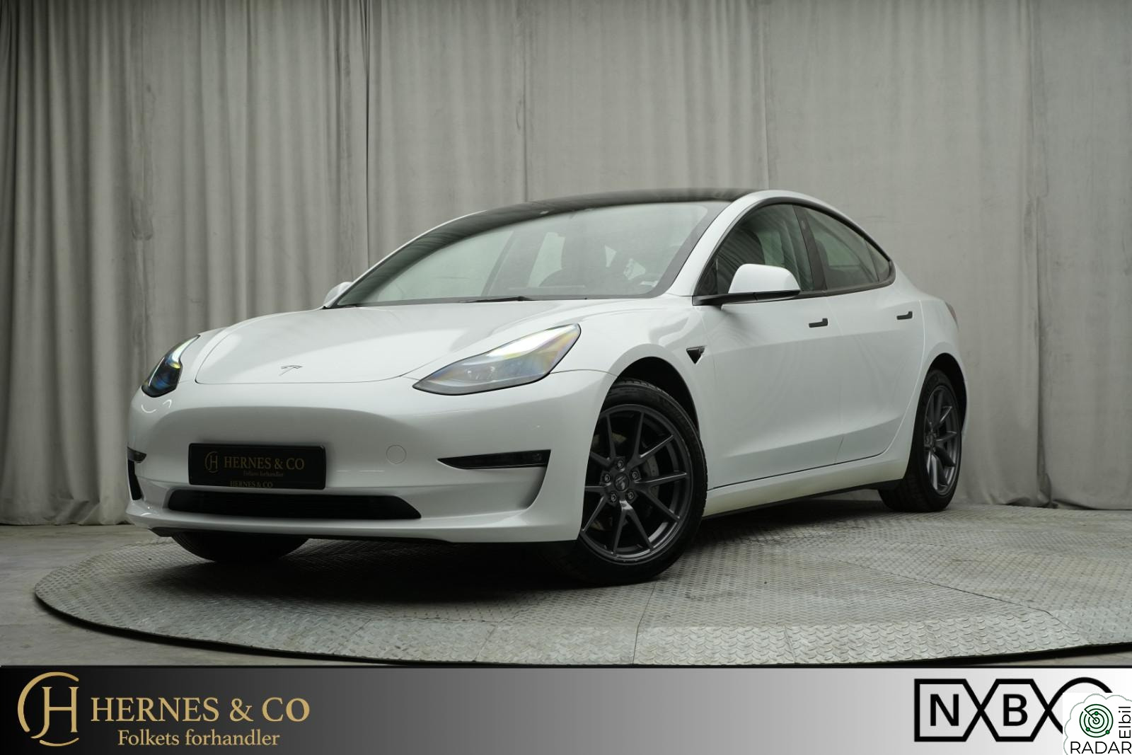 TESLA Model 3 LongRange/AWD/NBF/V.Pumpe/Pano/S+V/+++
