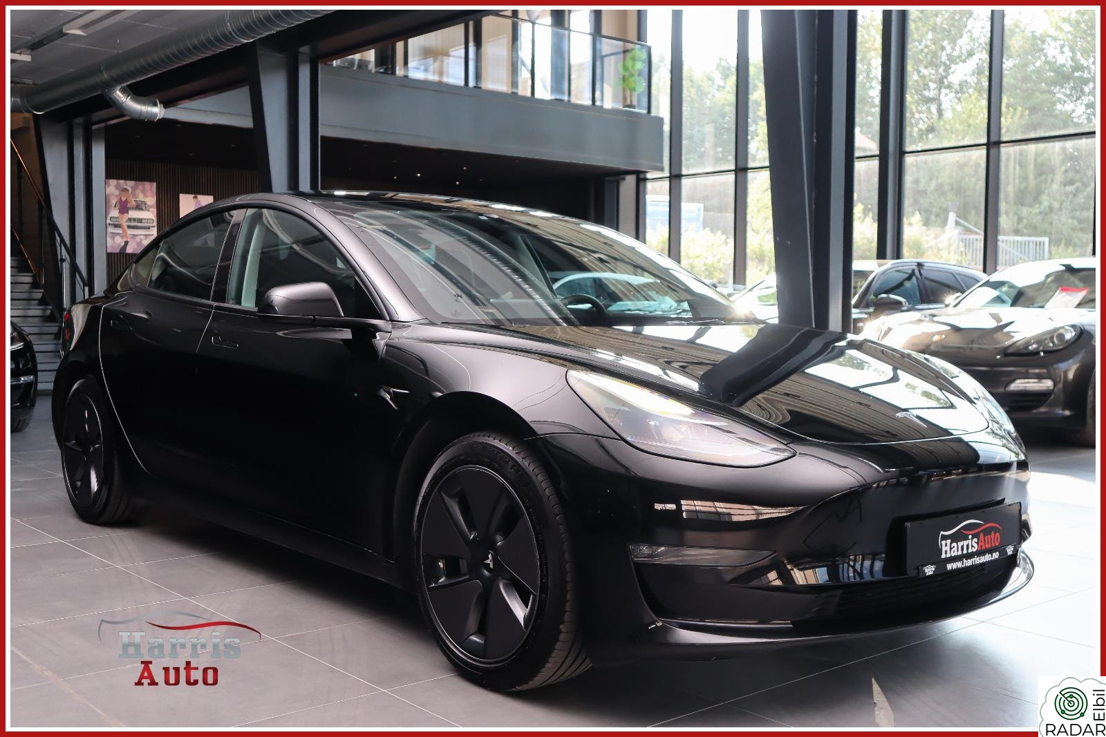TESLA Model 3 LongRange AWD / 602WLTP / Autopilot / 1 EIER!