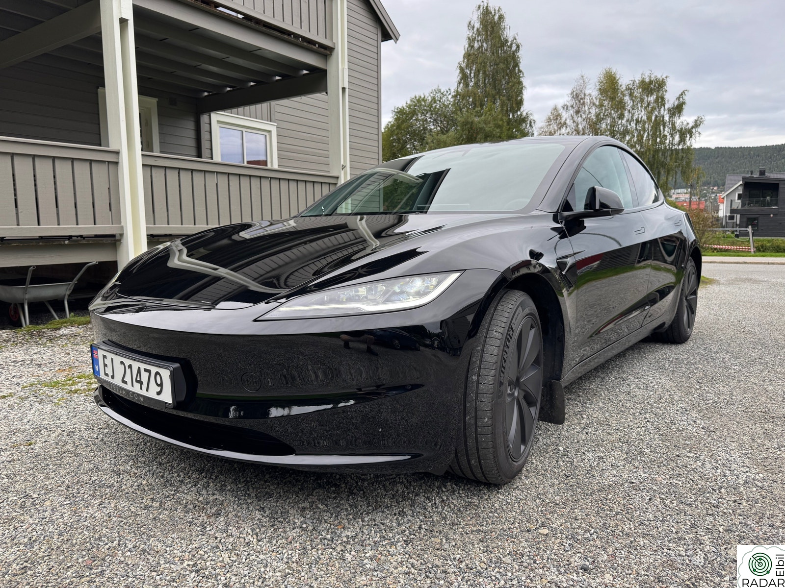 TESLA Model 3 Long Range AWD