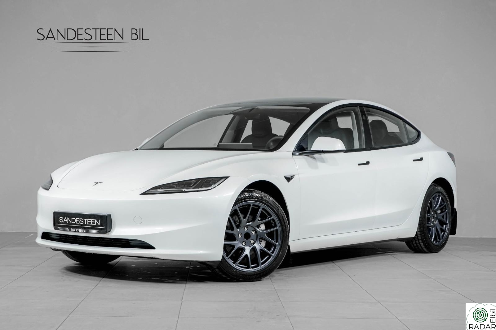 TESLA Model 3 4X4 LONG RANGE/360KAMERA/AUTOPILOT/PANORAMA SOLTAK