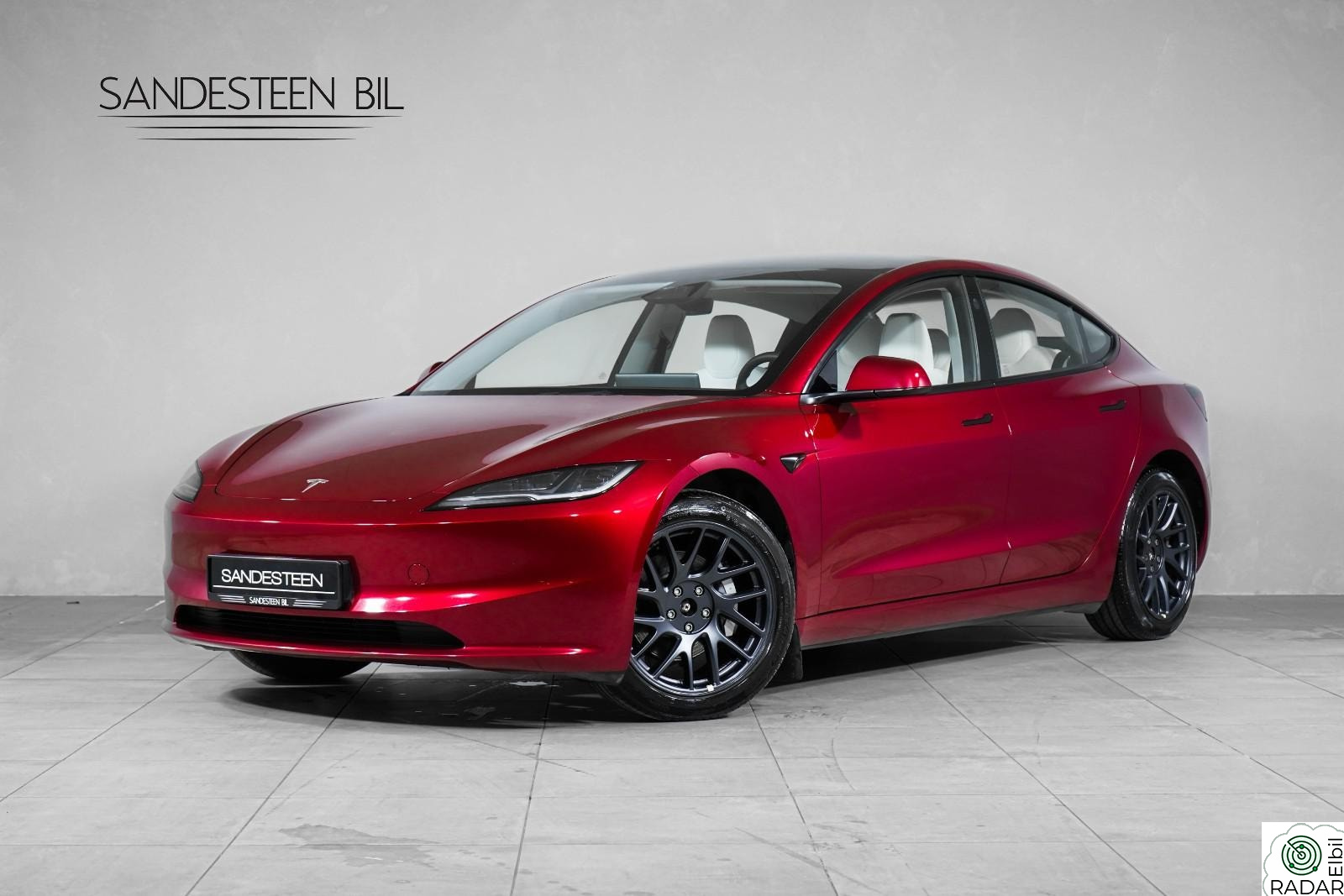 TESLA Model 3 SKINN/KEYLESS/360KAMERA/AUTOPILOT/PANORAMA SOLTAK