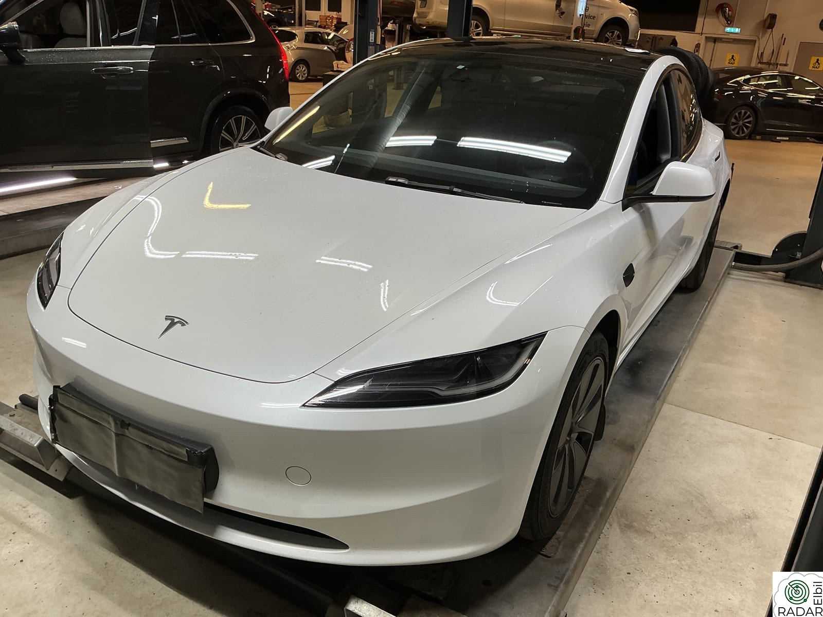 TESLA Model 3 Long Range AWD