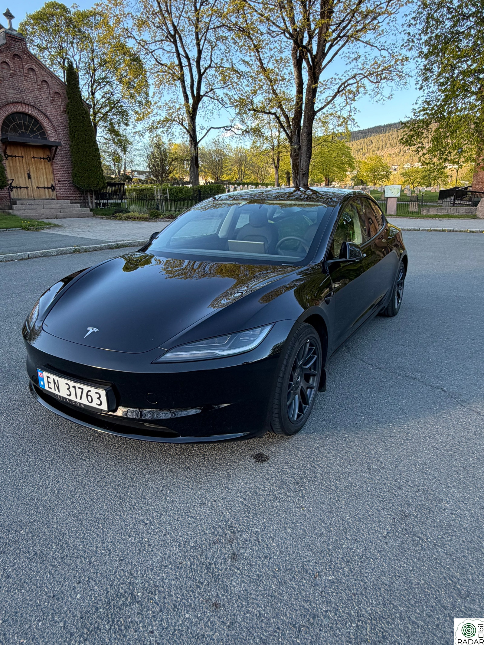 TESLA Model 3 Long Range AWD