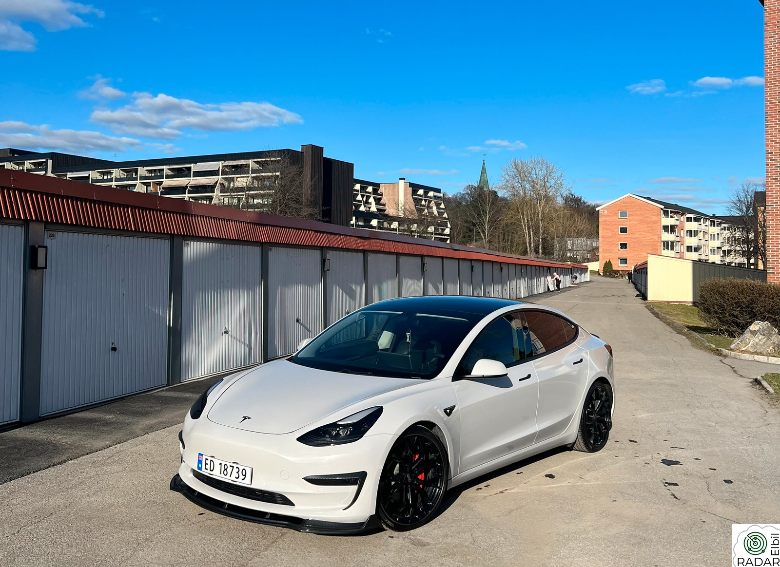 TESLA Model 3 Long Range AWD