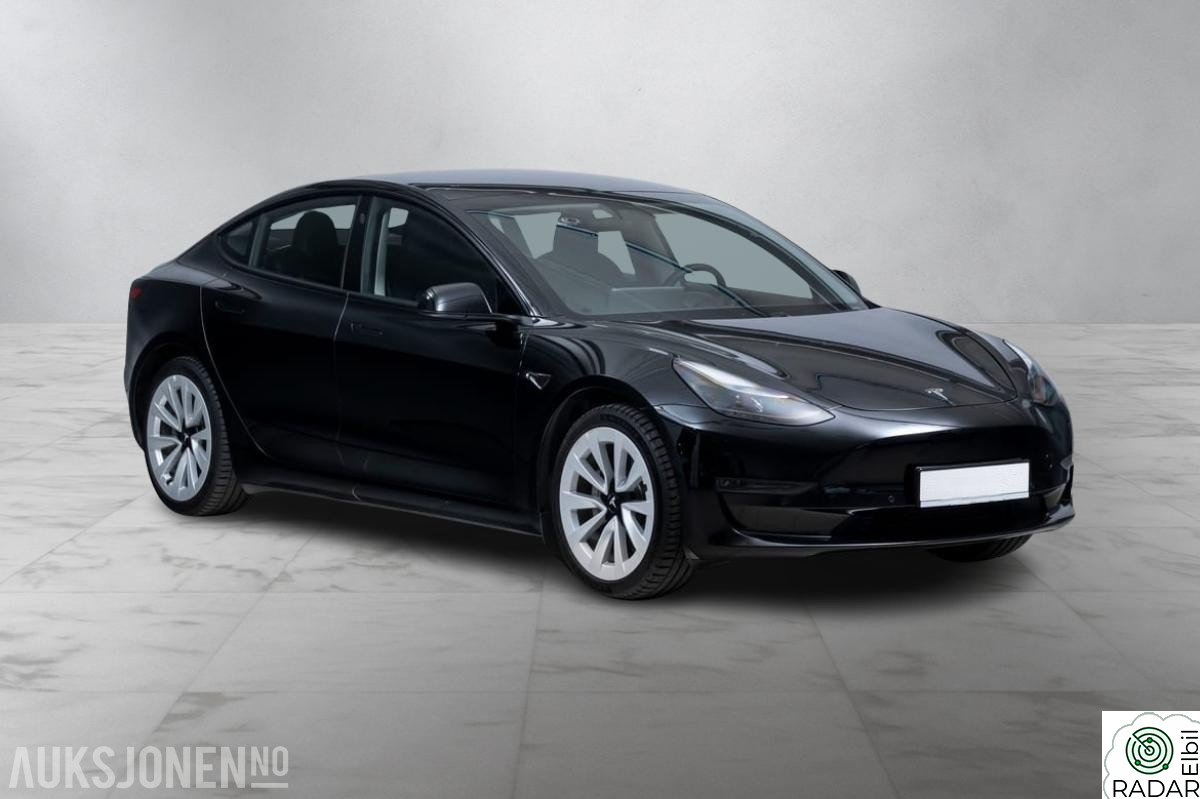 TESLA Model 3 LR AWD 580WLTP RATTVARME AUTOPILOT KROK LED NAVI