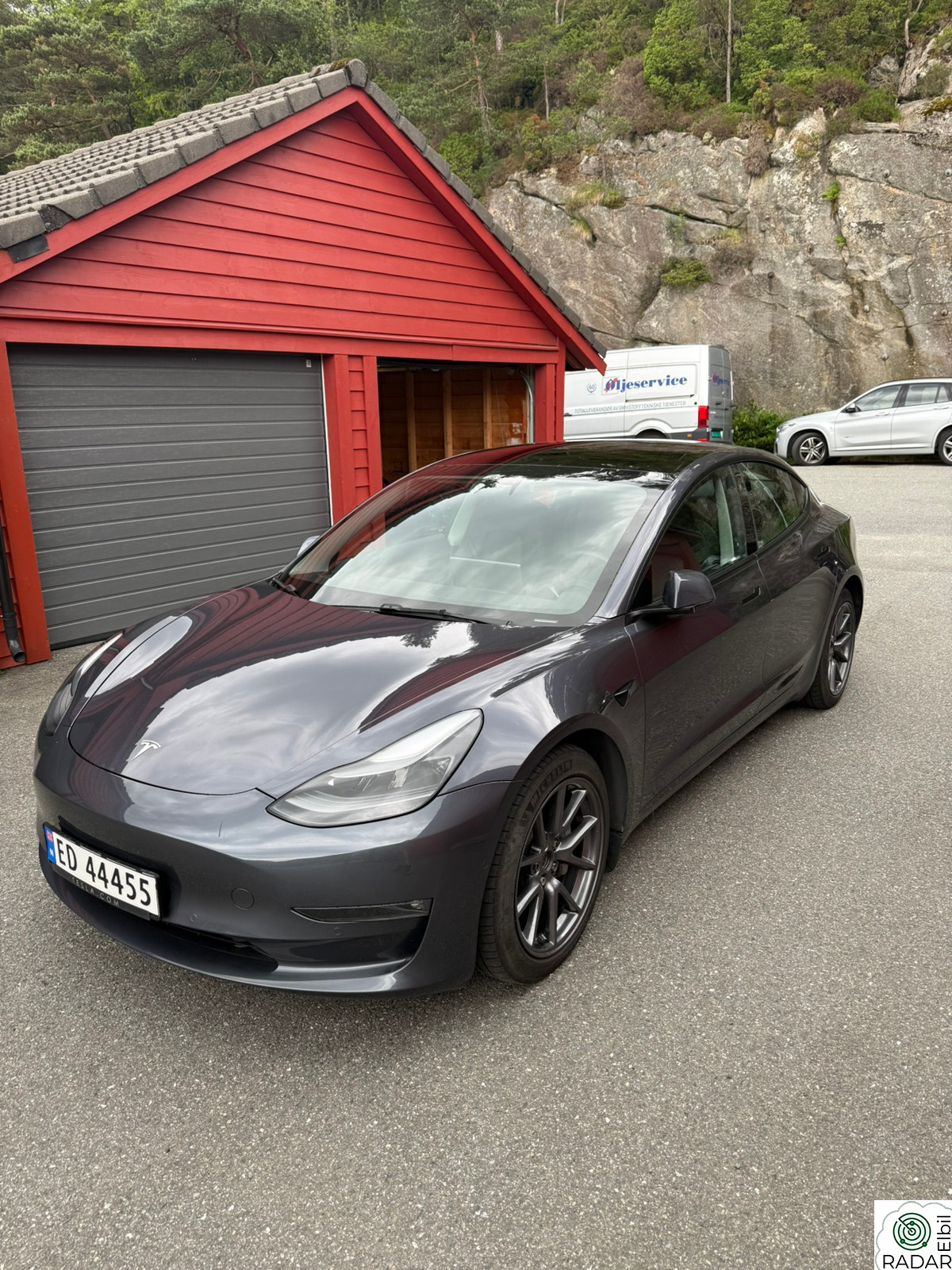 TESLA Model 3 Long Range AWD