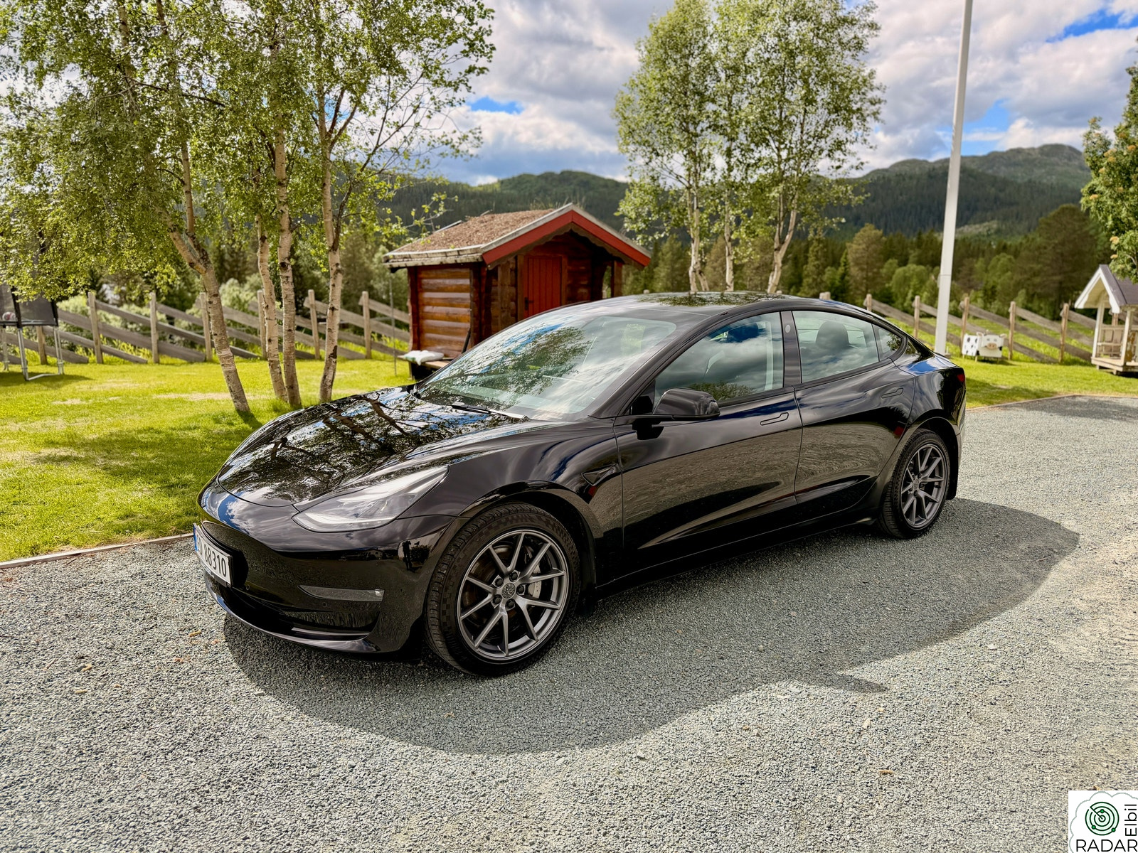 TESLA Model 3 Long Range AWD
