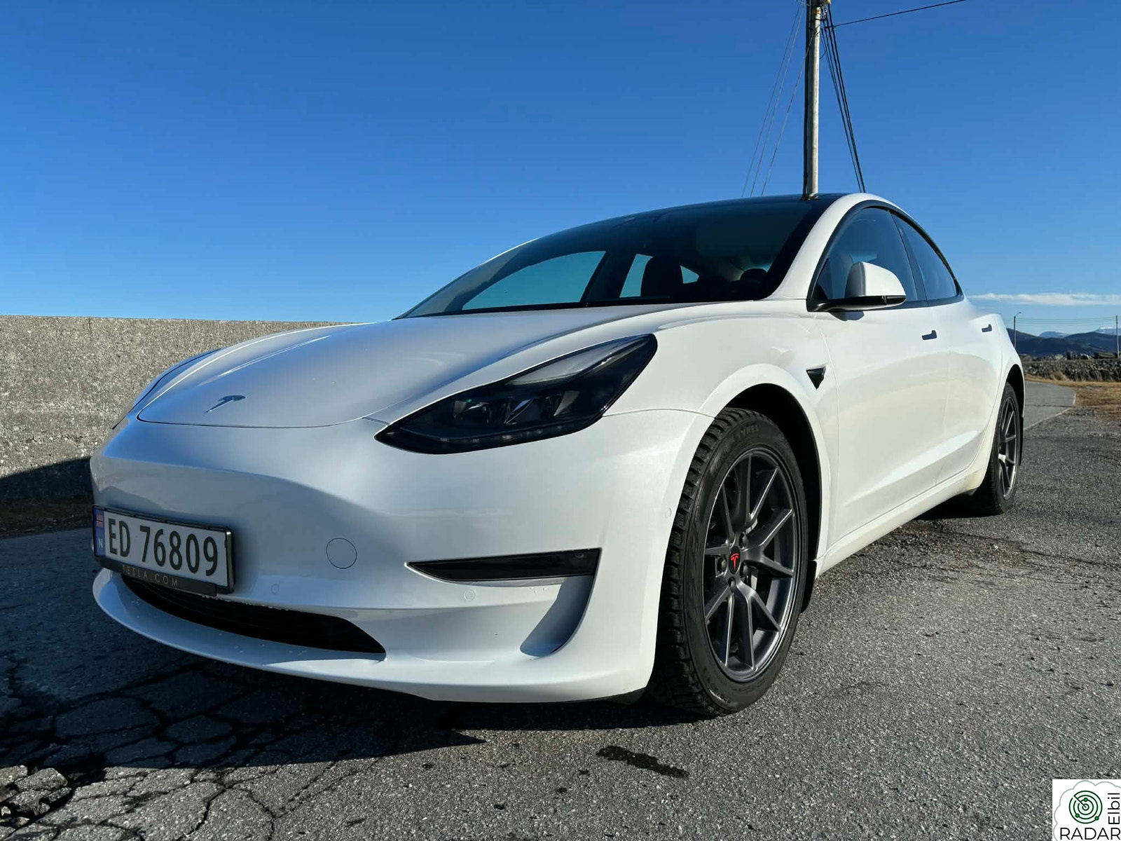 TESLA Model 3 Long Range AWD