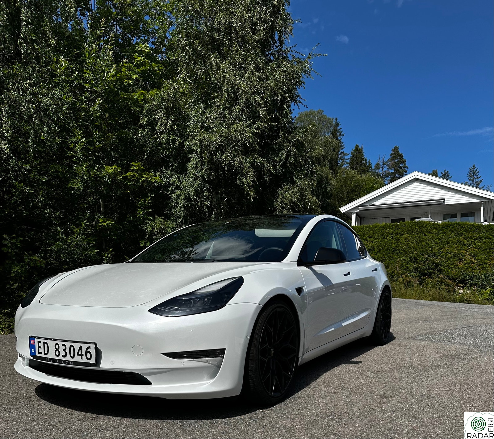 TESLA Model 3 Long Range AWD