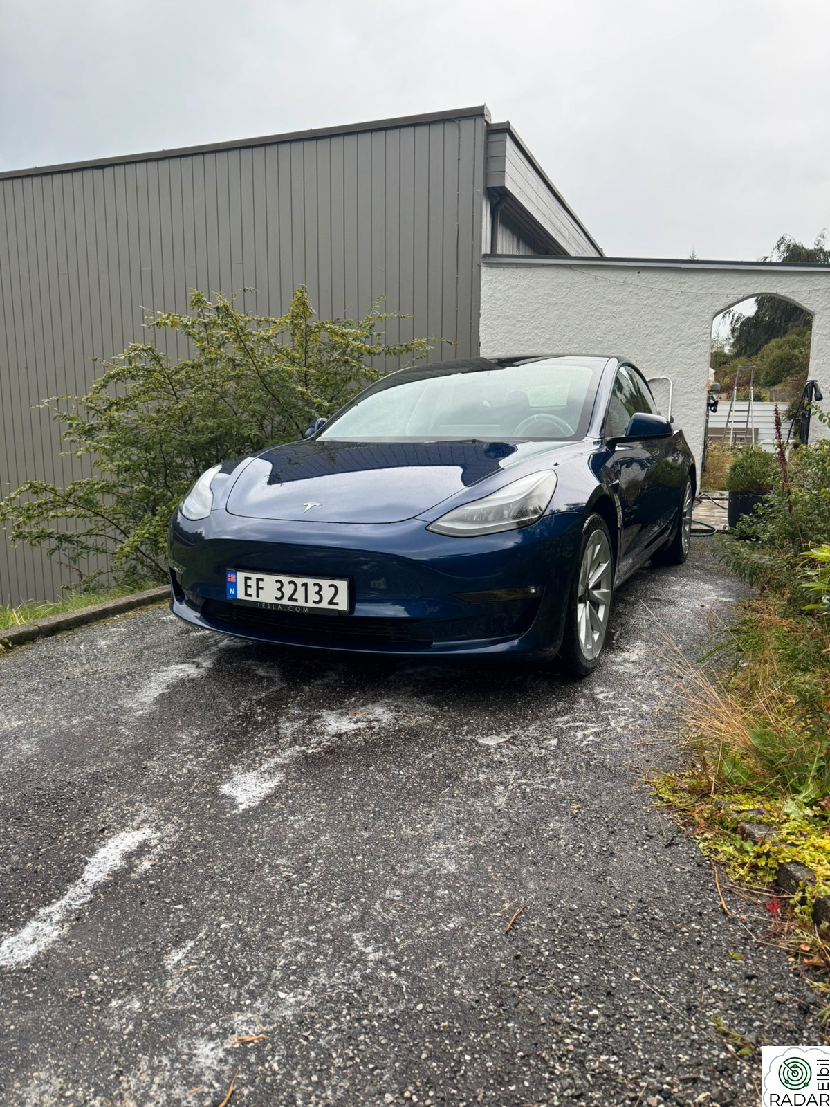 TESLA Model 3 Long Range AWD med hengerfeste