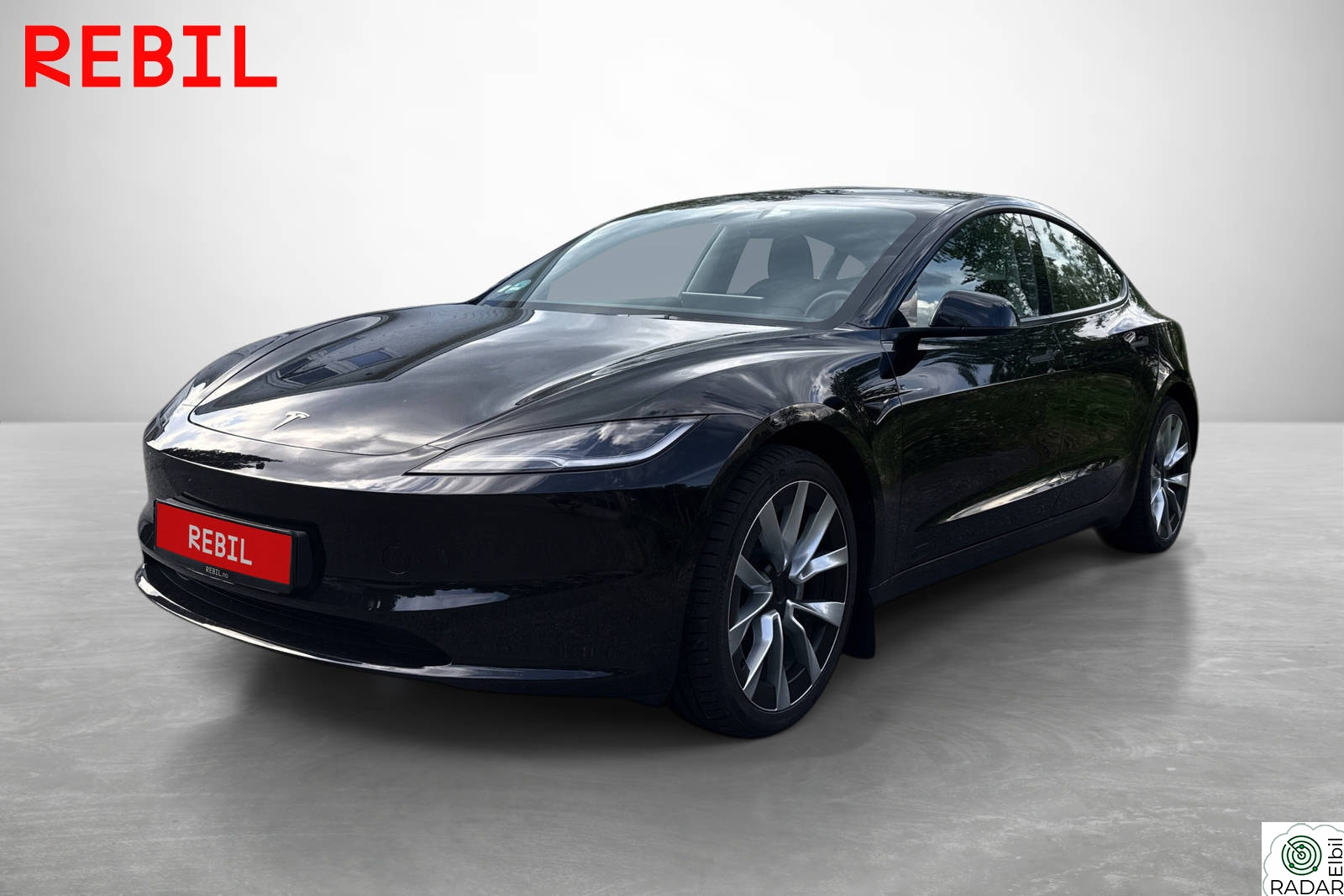 TESLA Model 3 LongRange AWD/Highland/AP/R.Kam/Navi/V.Pumpe/Ventilerte