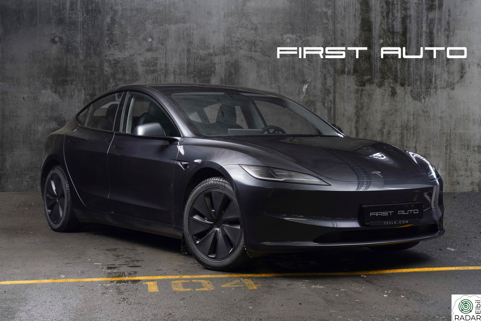 TESLA Model 3 HIGHLAND LR AWD STEALTH PREMIUM 18 + 18  INNBYTTE