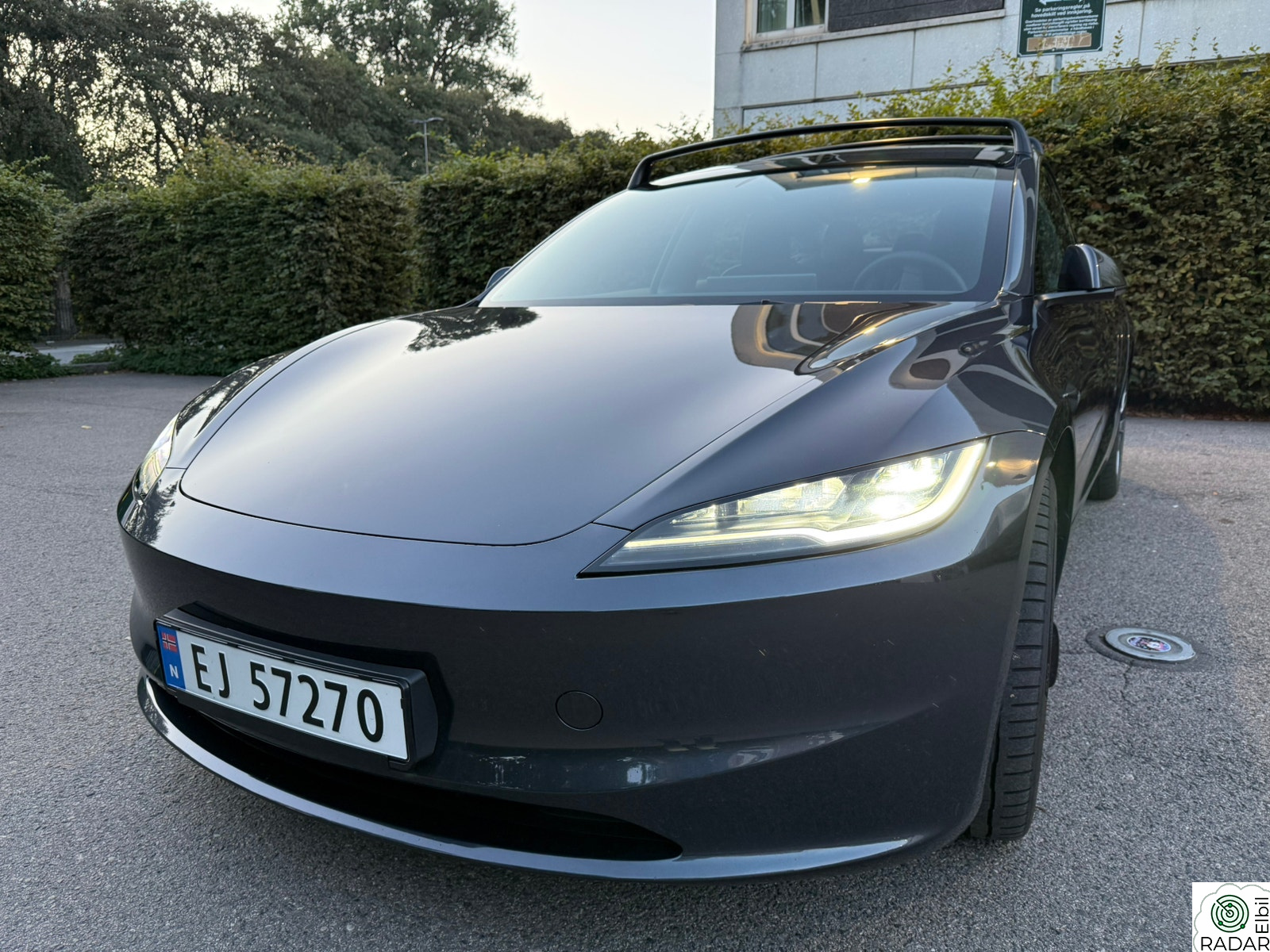 TESLA Model 3 Long Range AWD