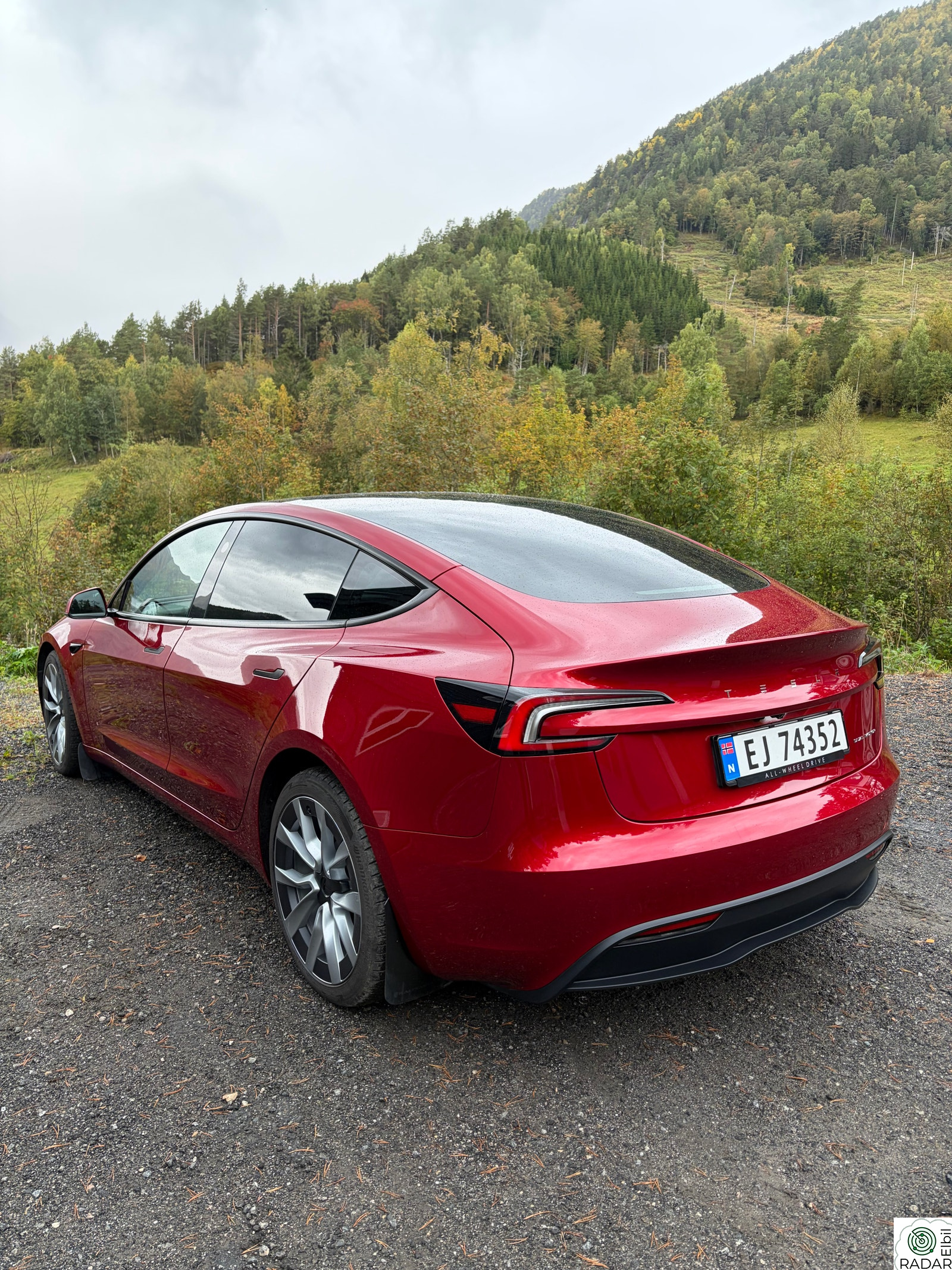 TESLA Model 3 Long Range AWD