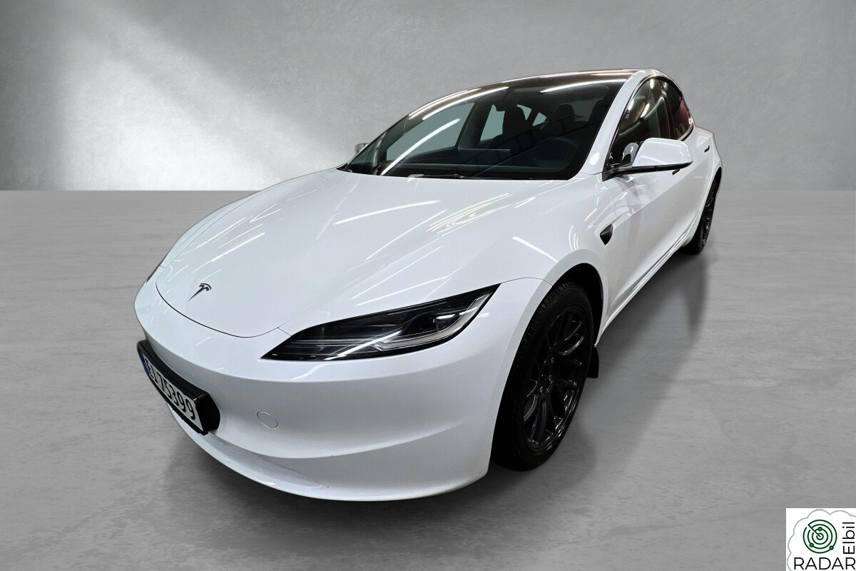 TESLA Model 3 Long Range/AWD/629km/Highland/Ambient/Autopilot/S+V/+++