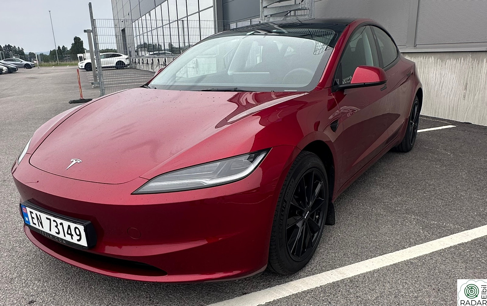 TESLA Model 3 Long Range AWD