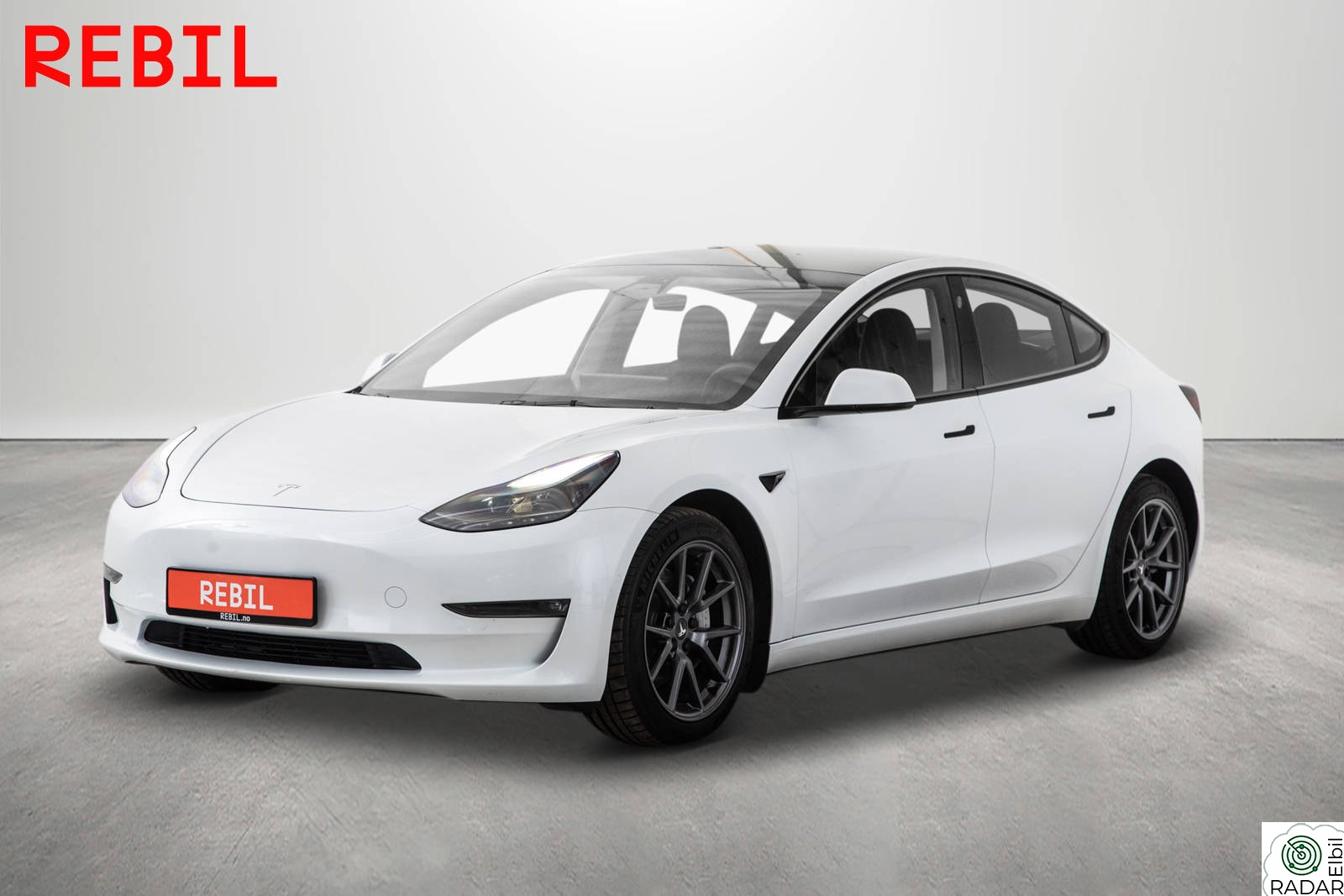 TESLA Model 3 614km LR/Autopilot/V.pumpe/Skinn/Pano/NY-EU!