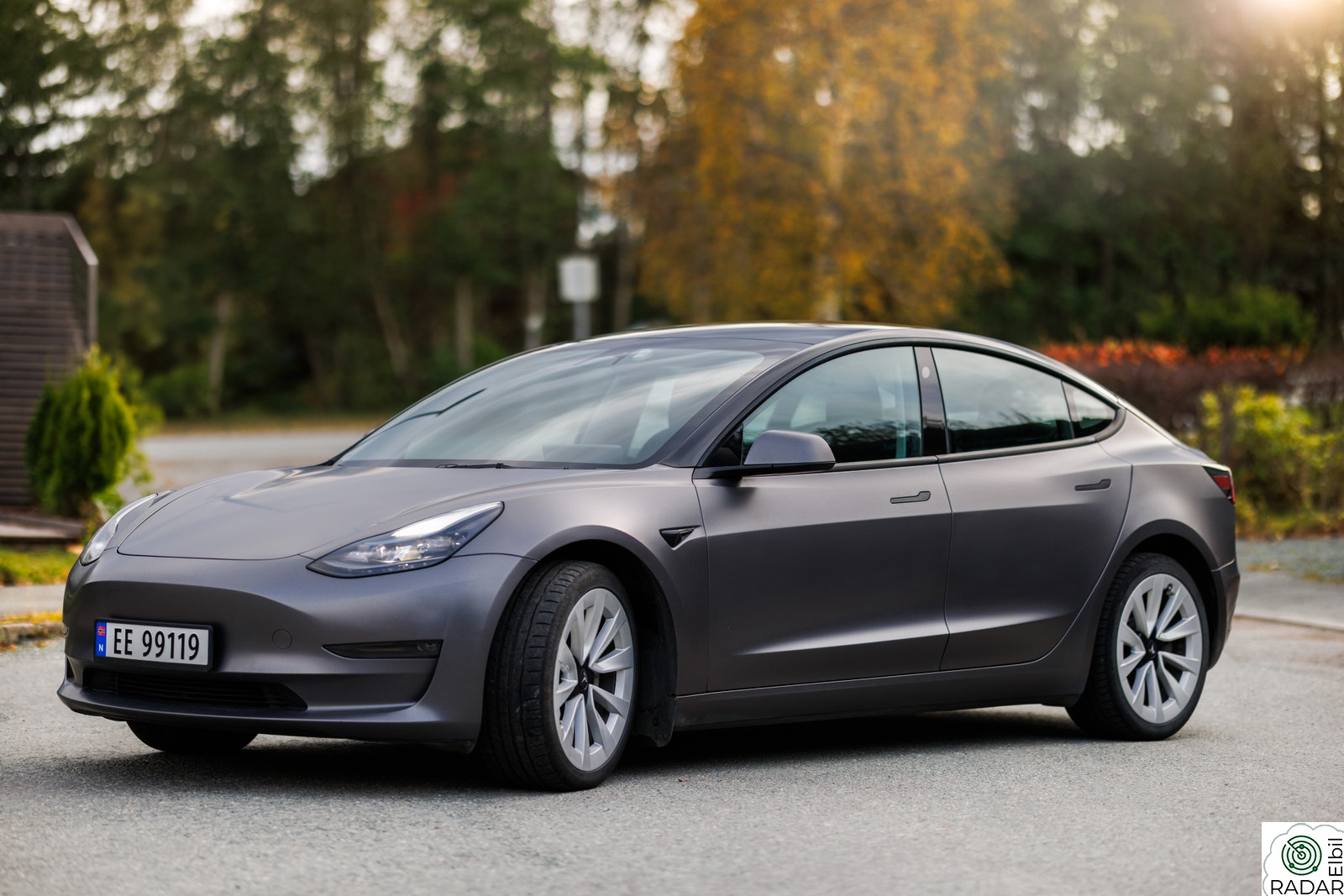 TESLA Model 3 Long Range AWD