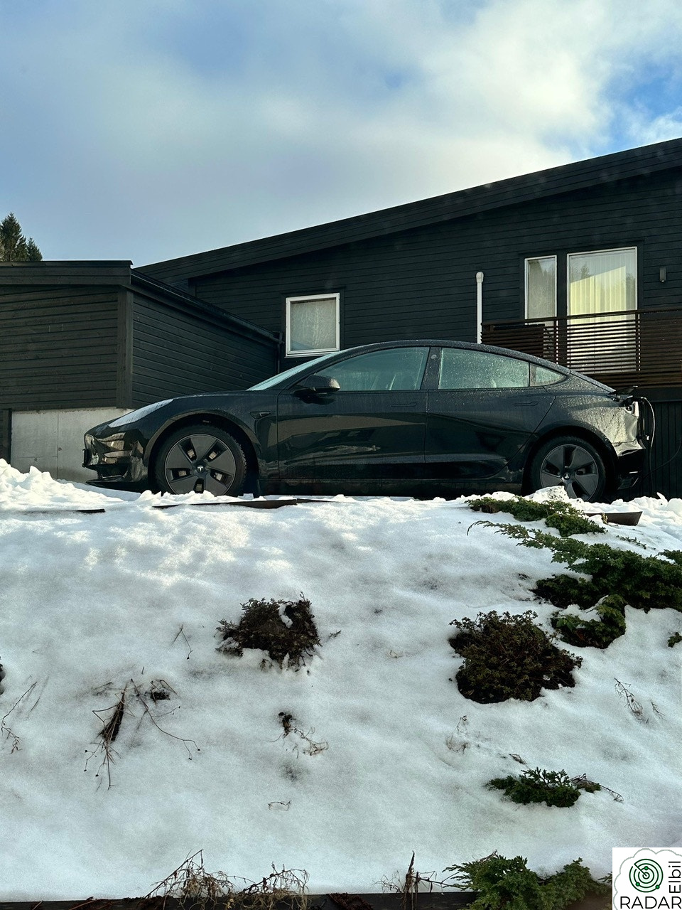TESLA Model 3 Long Range AWD